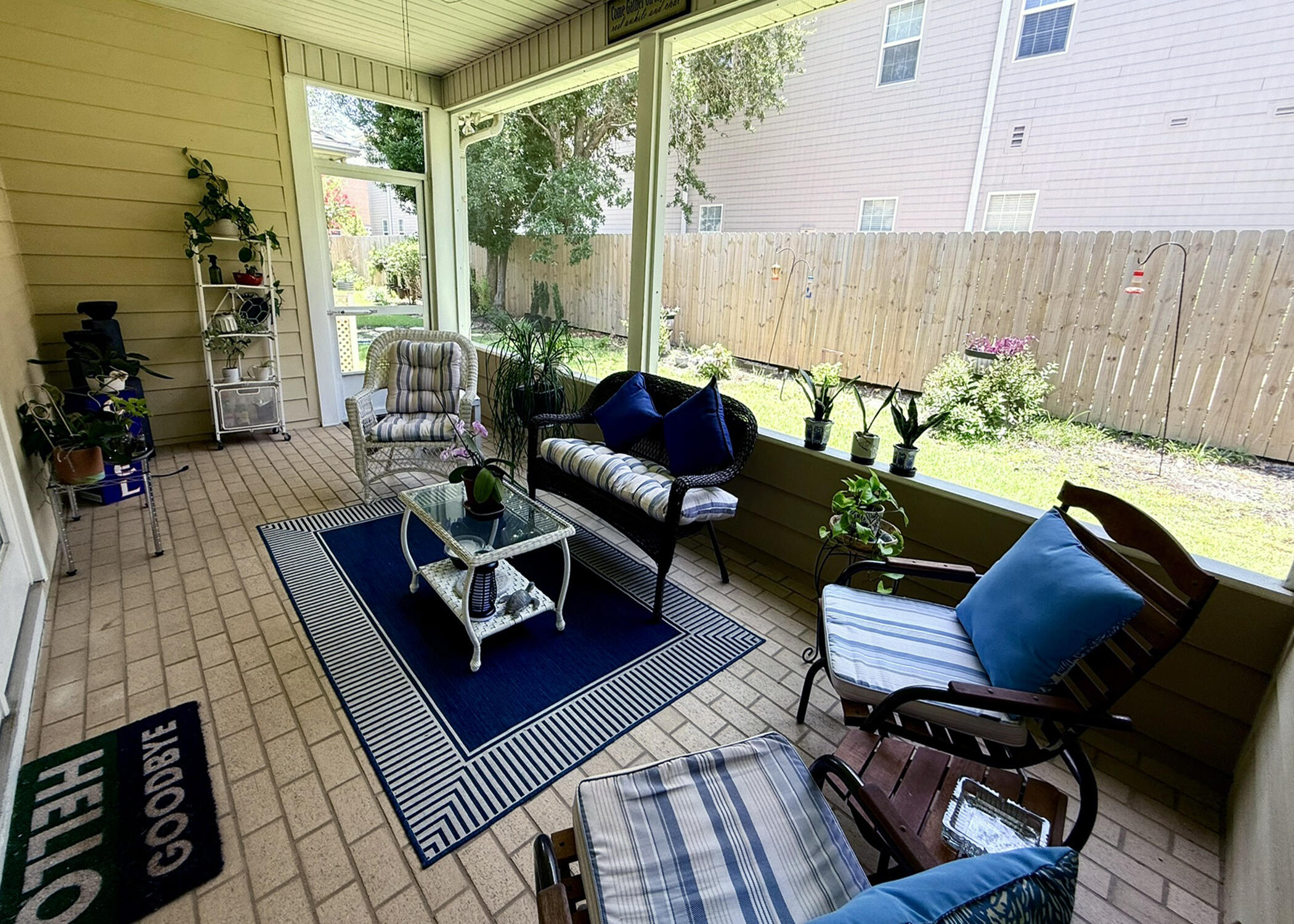 DIAMOND LAKES - Residential