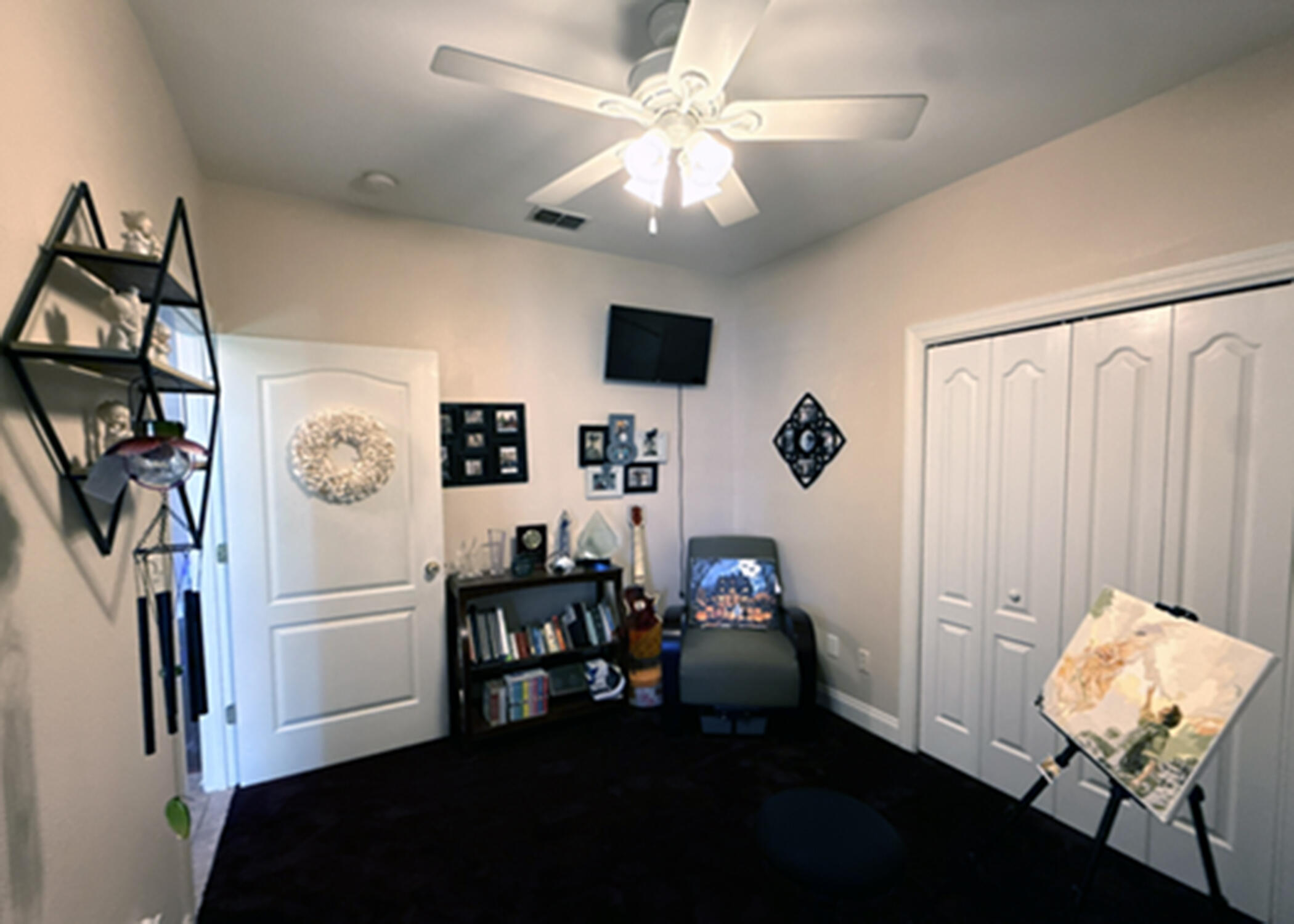 DIAMOND LAKES - Residential