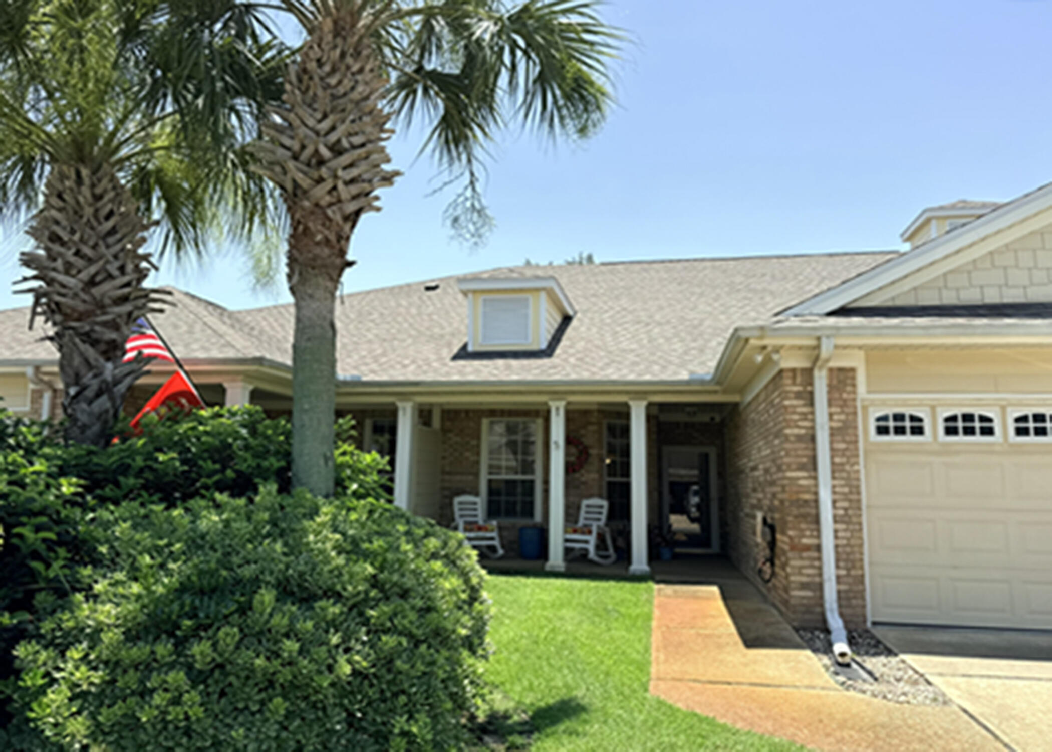 DIAMOND LAKES - Residential