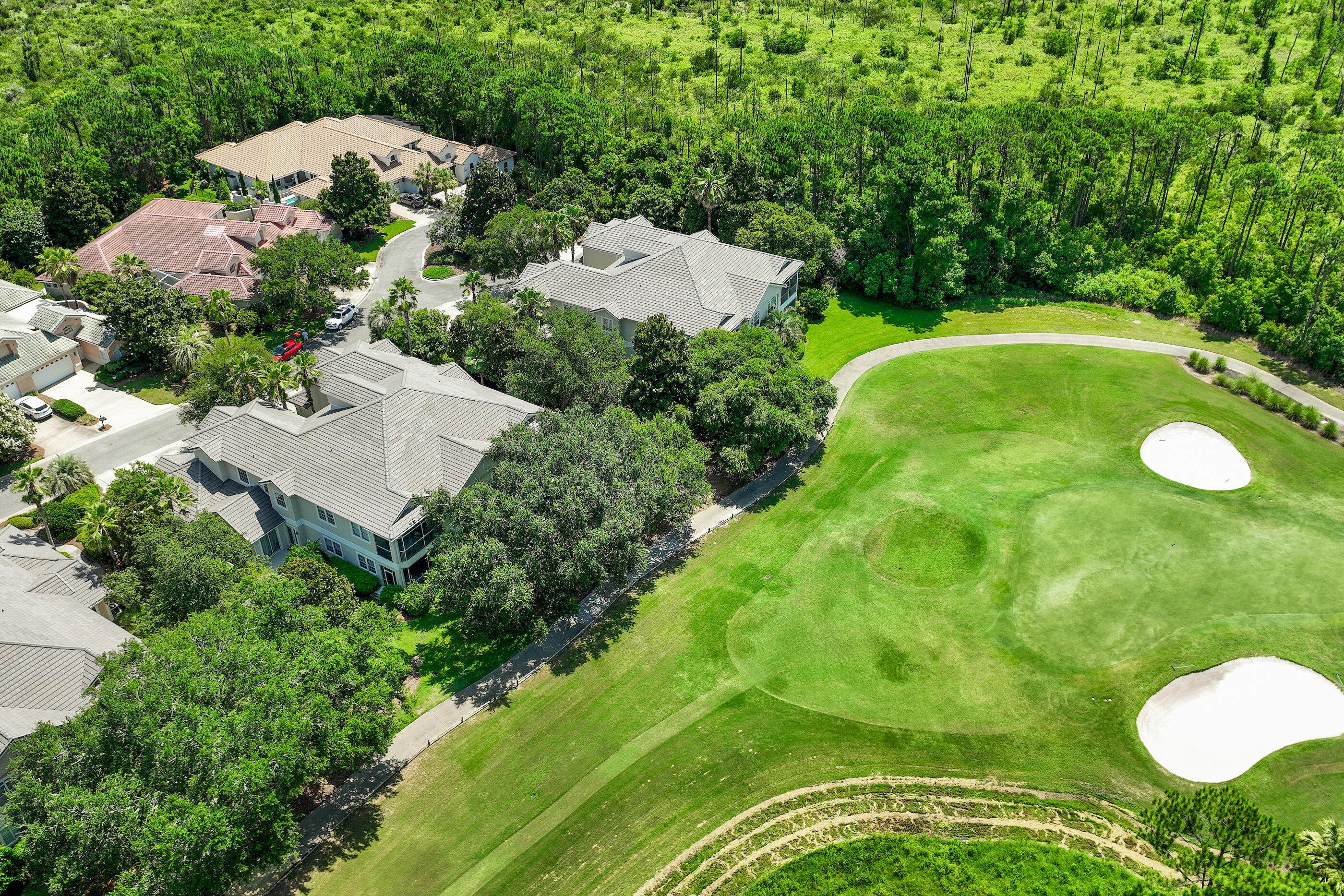 REGATTA BAY GOLF VILLAS - Residential