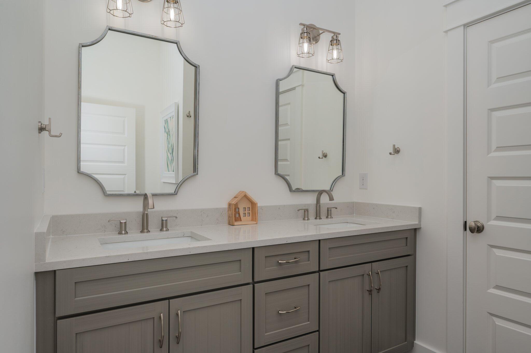 MOCKINGBIRD ESTATES - Residential