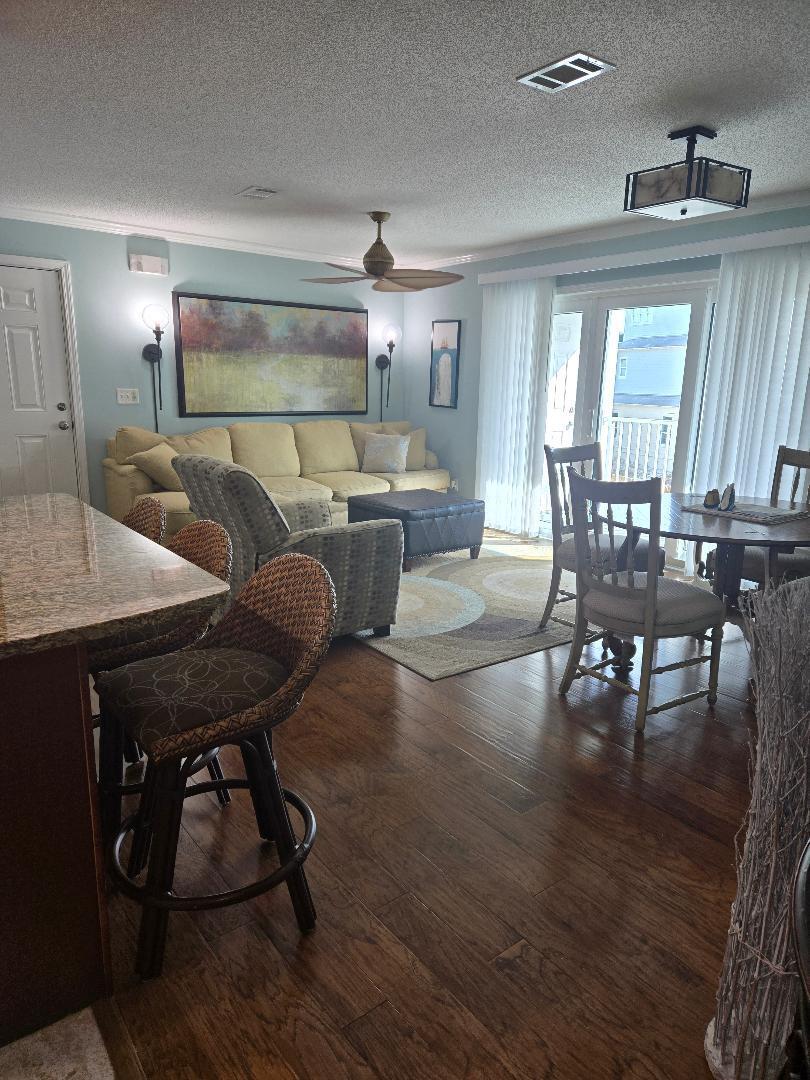 BEACHSIDE VILLAS CONDO - Residential