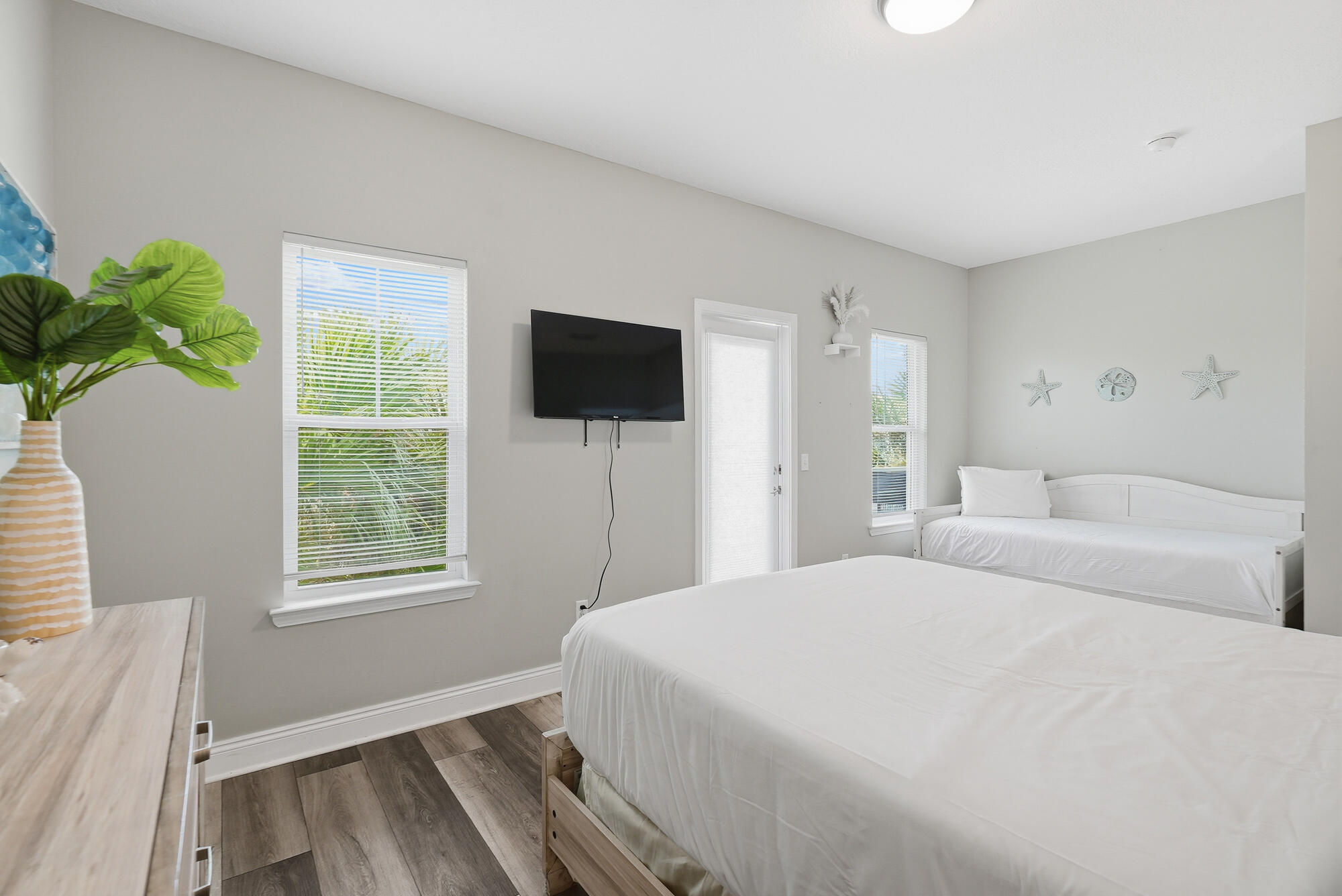 BILTMORE BEACH 1ST ADDN - Residential