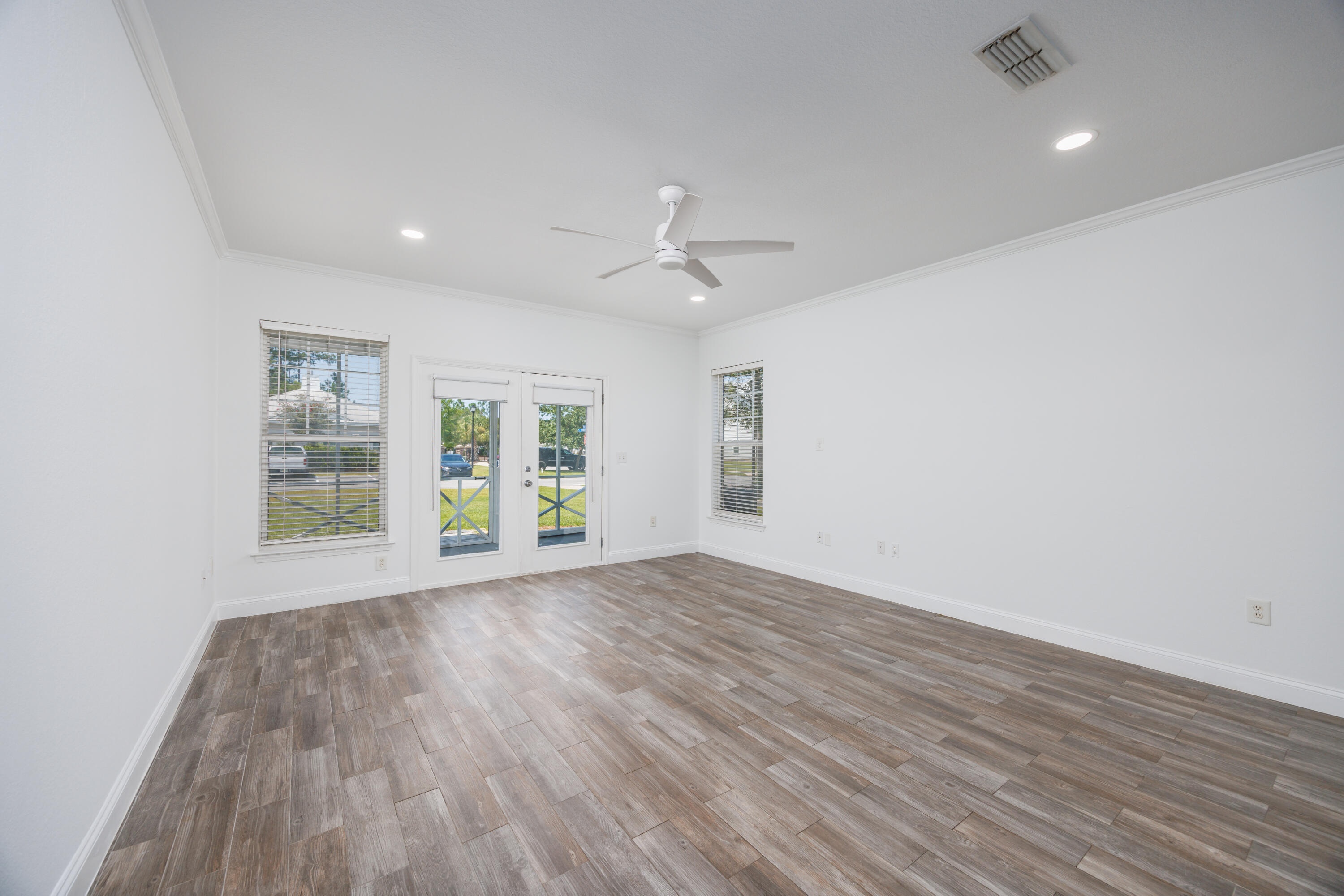 VERANDAS OF FREEPORT, THE - Residential