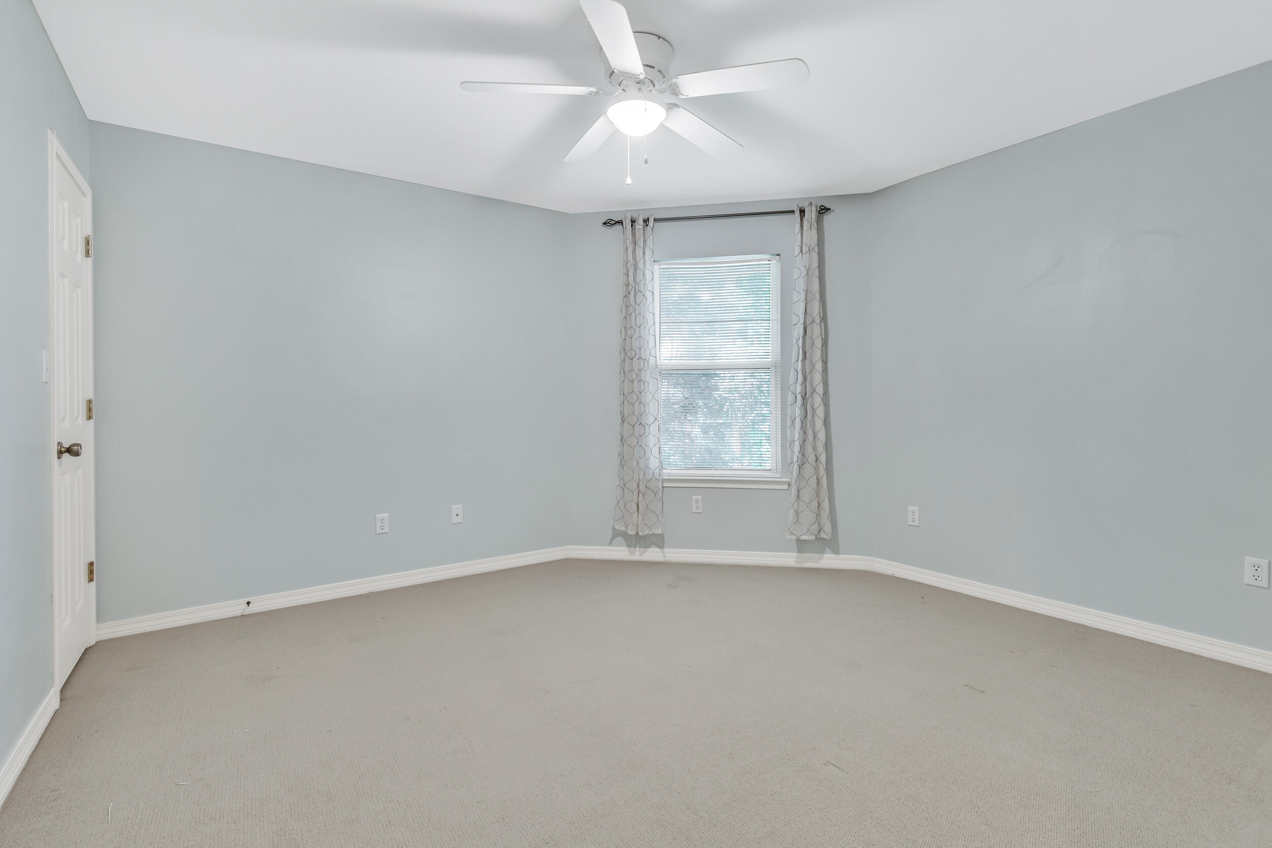 EMERALD BAY PH 1A - Residential