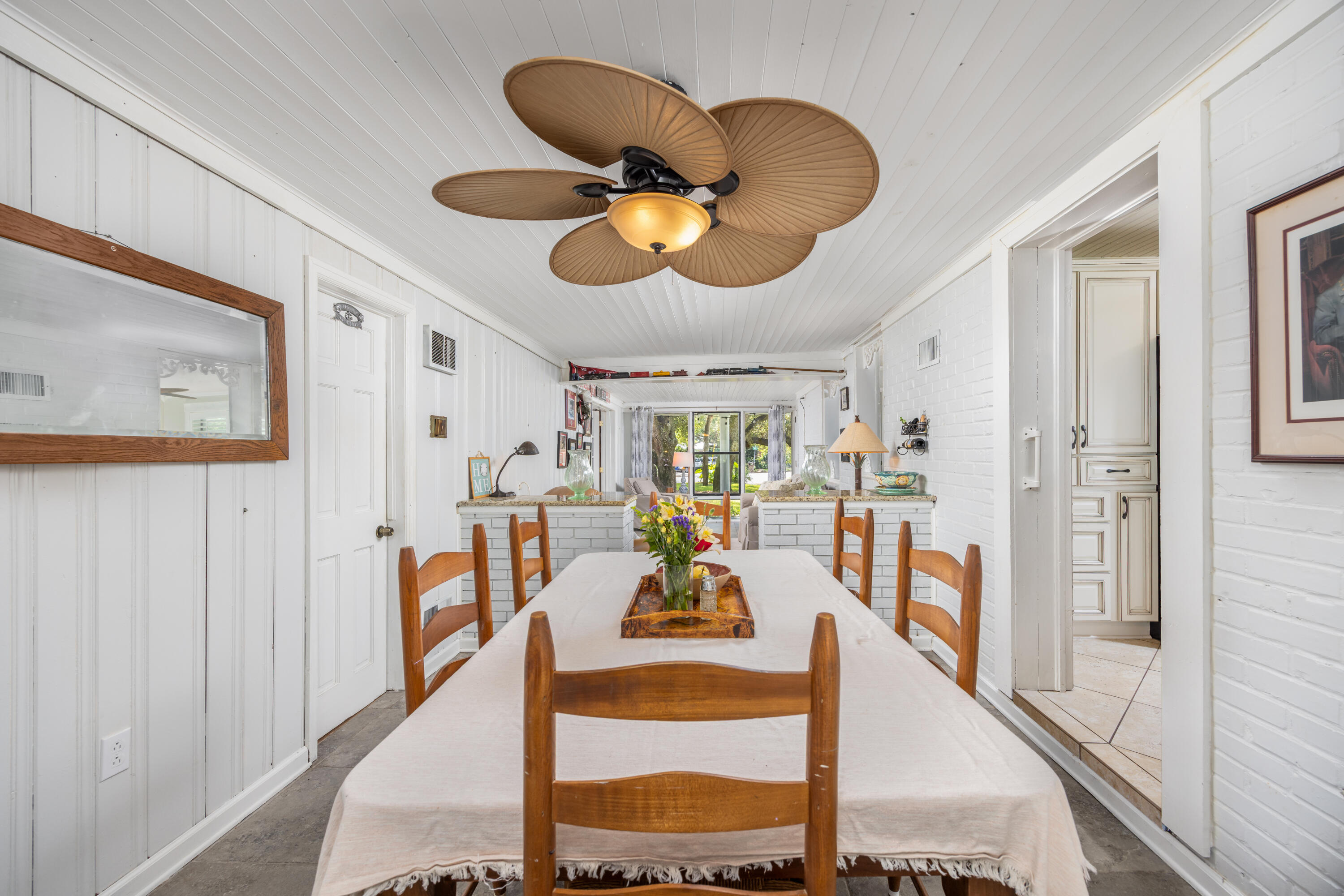 ELLIOTTS POINT 4TH ADDN - Residential