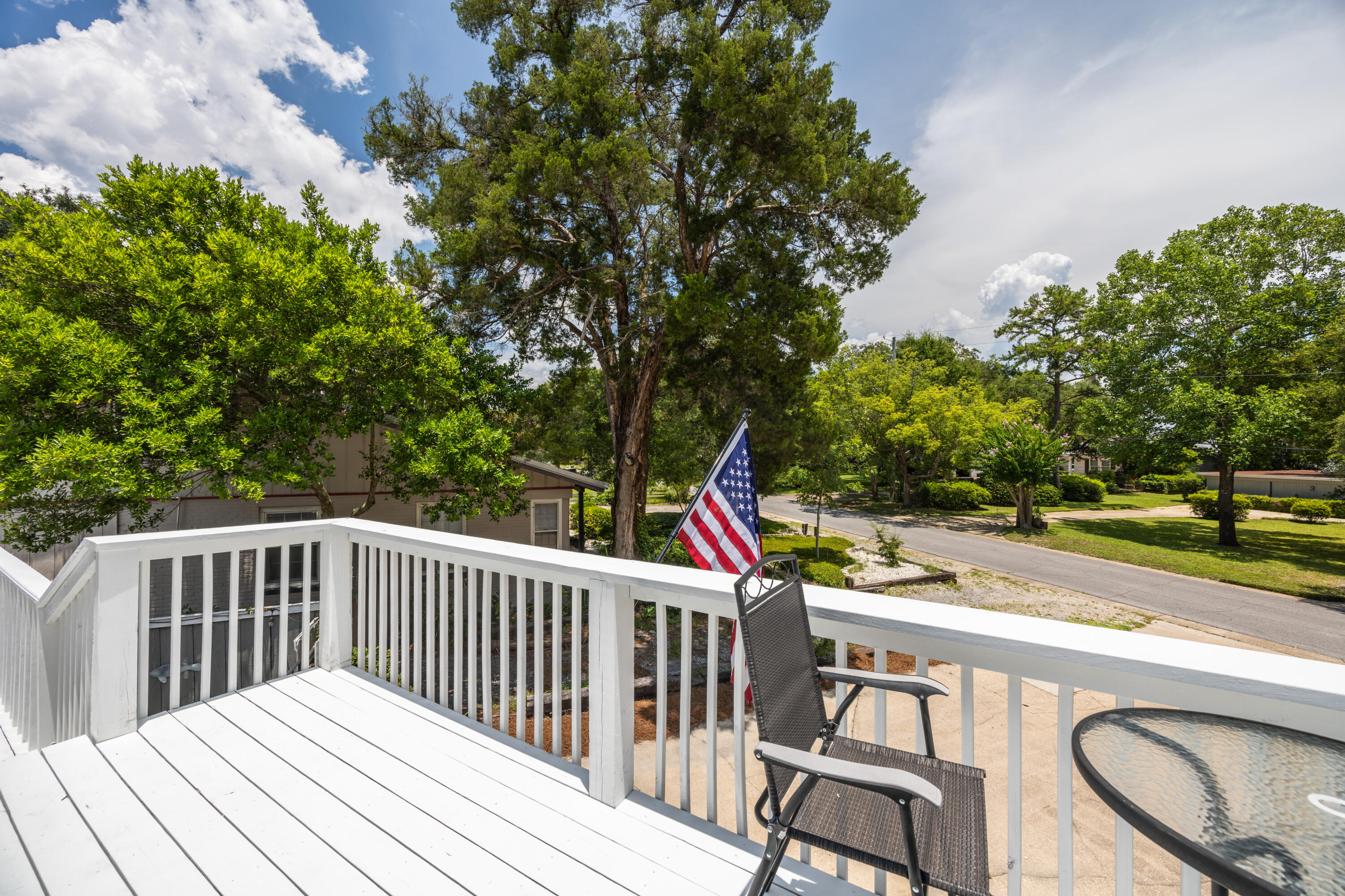 ELLIOTTS POINT 4TH ADDN - Residential