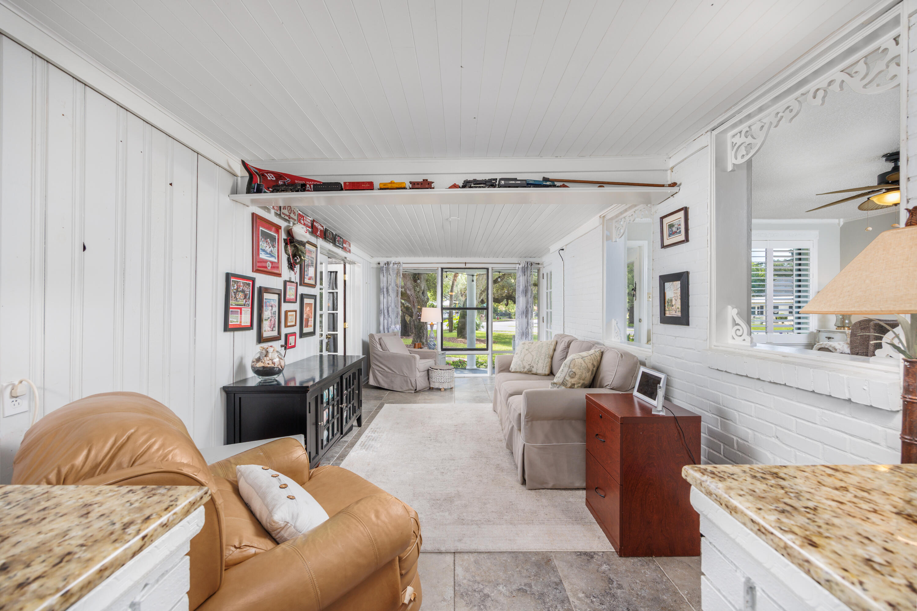 ELLIOTTS POINT 4TH ADDN - Residential