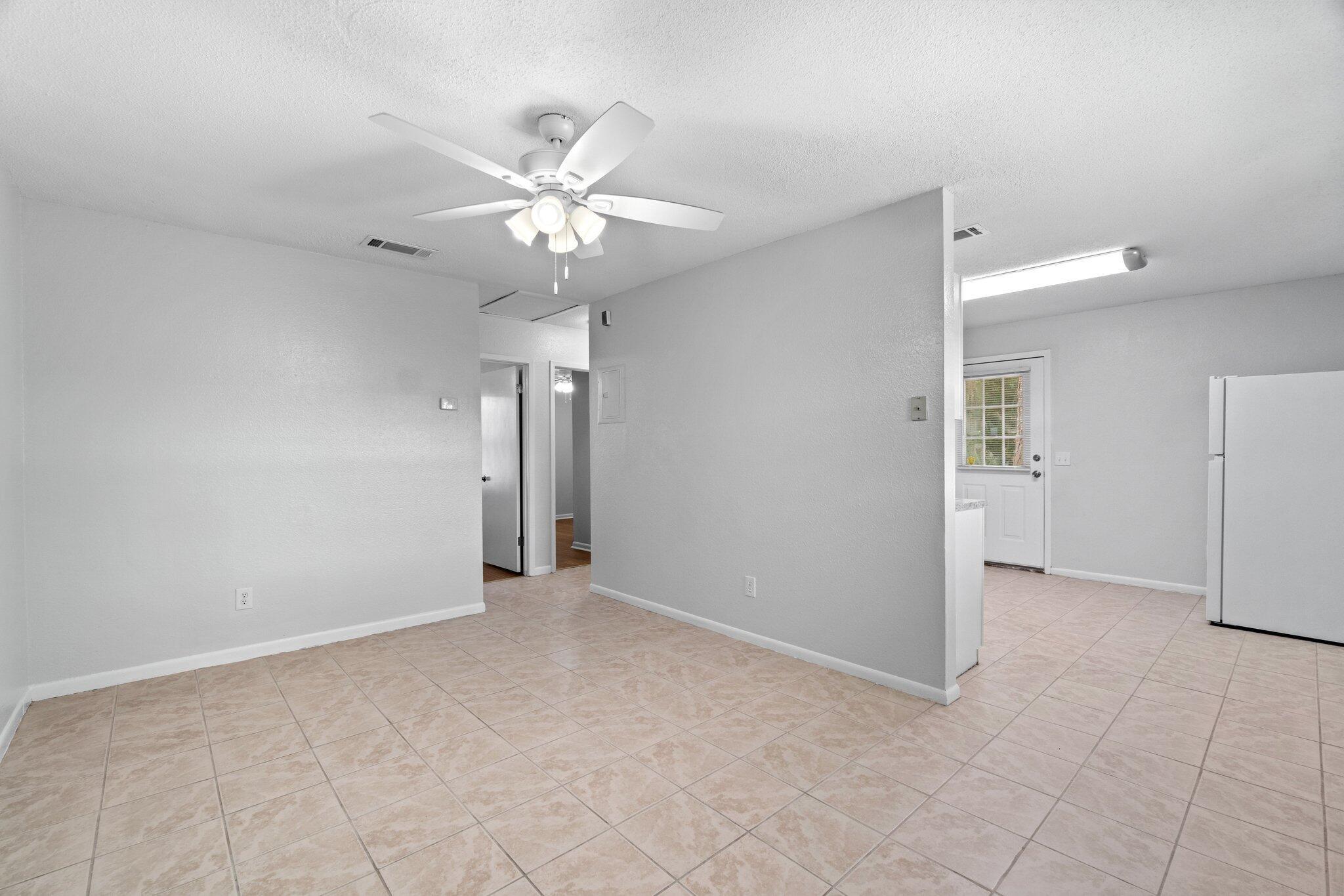 North Shore Apartments - Residential