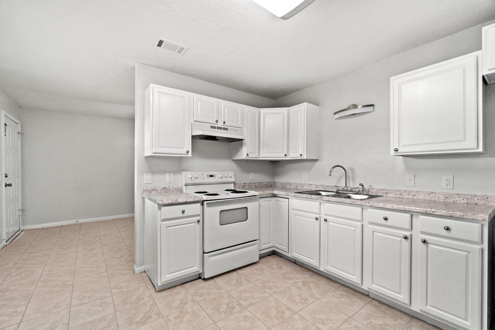 North Shore Apartments - Residential