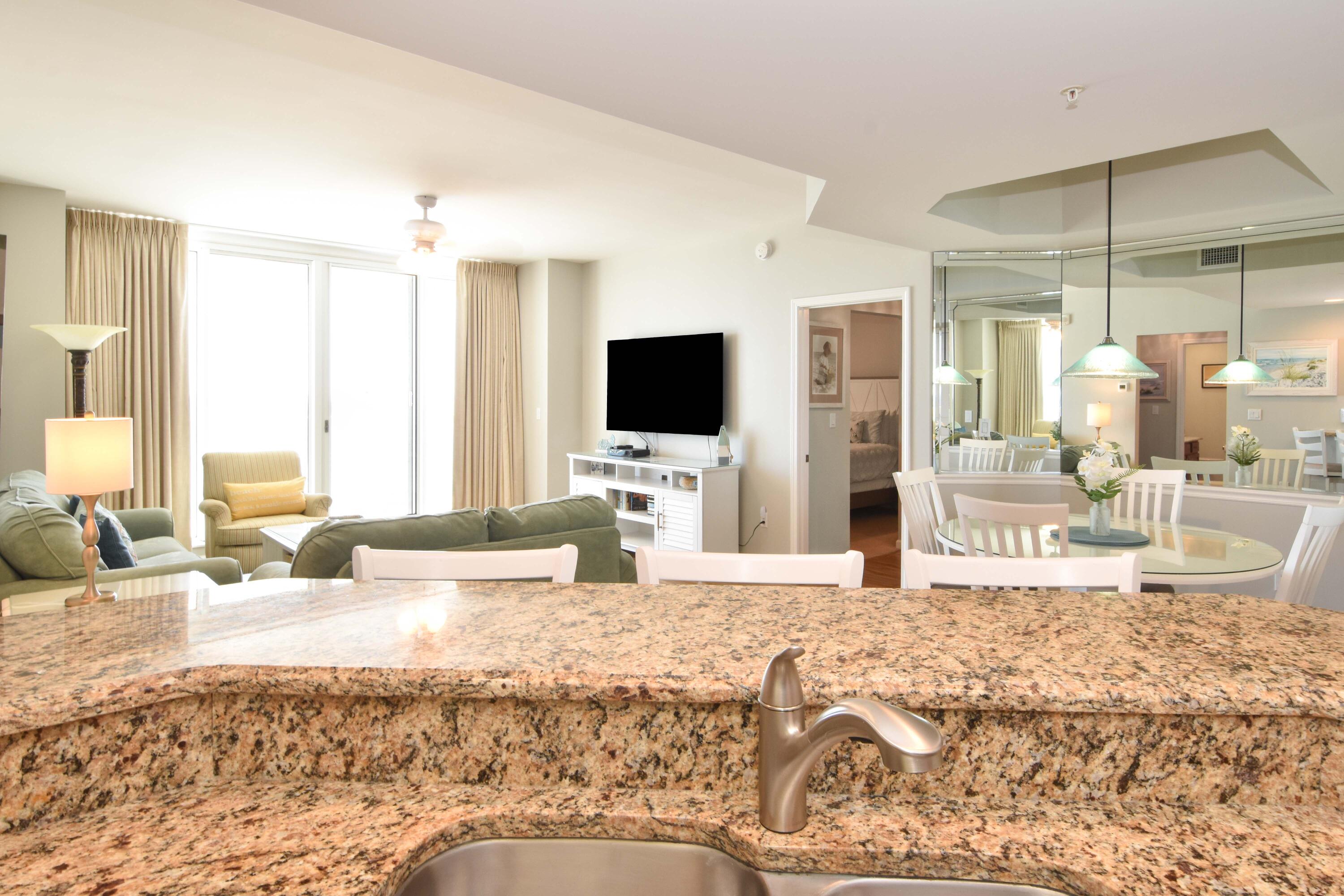 SILVER BEACH TOWERS - Residential
