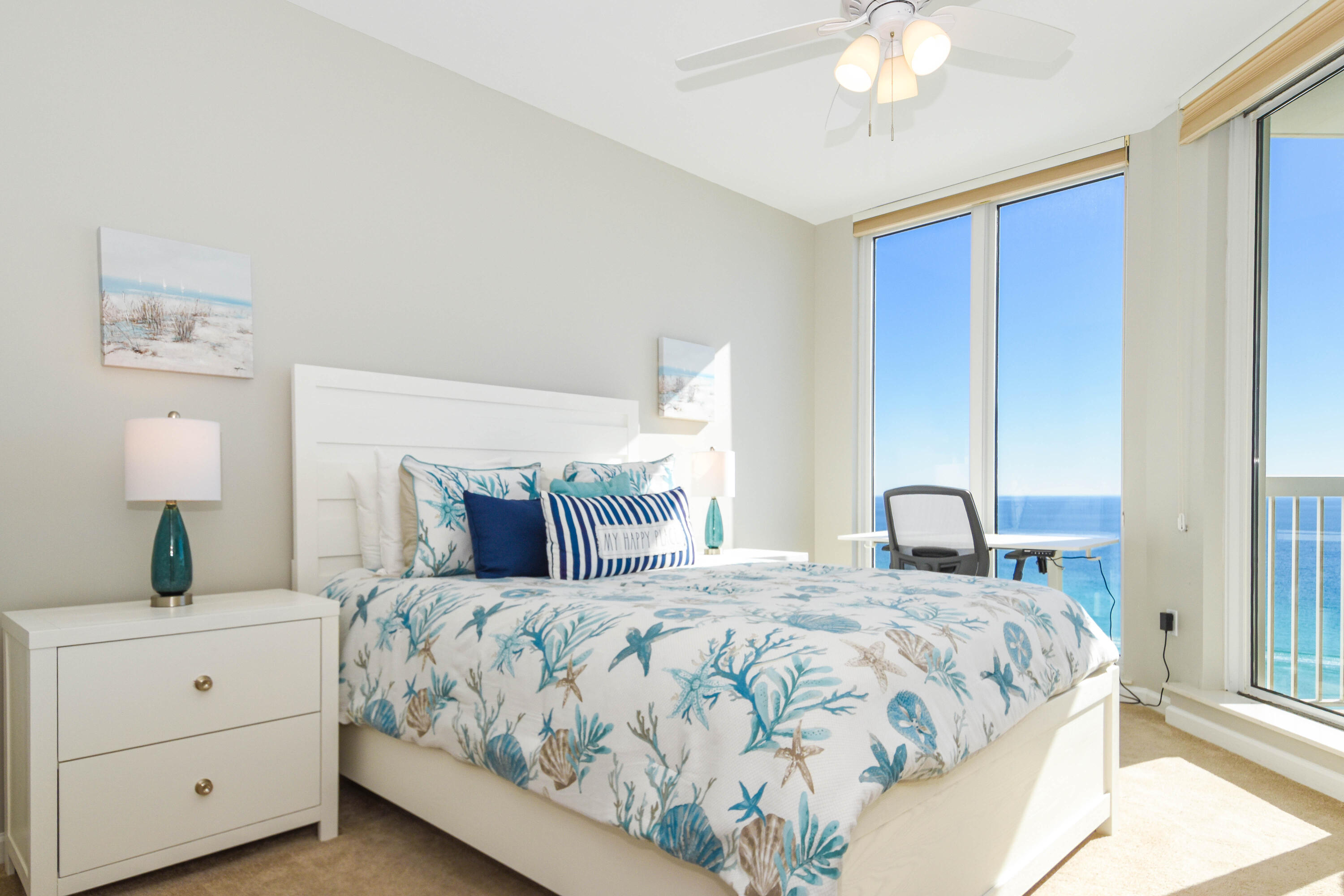 SILVER BEACH TOWERS - Residential