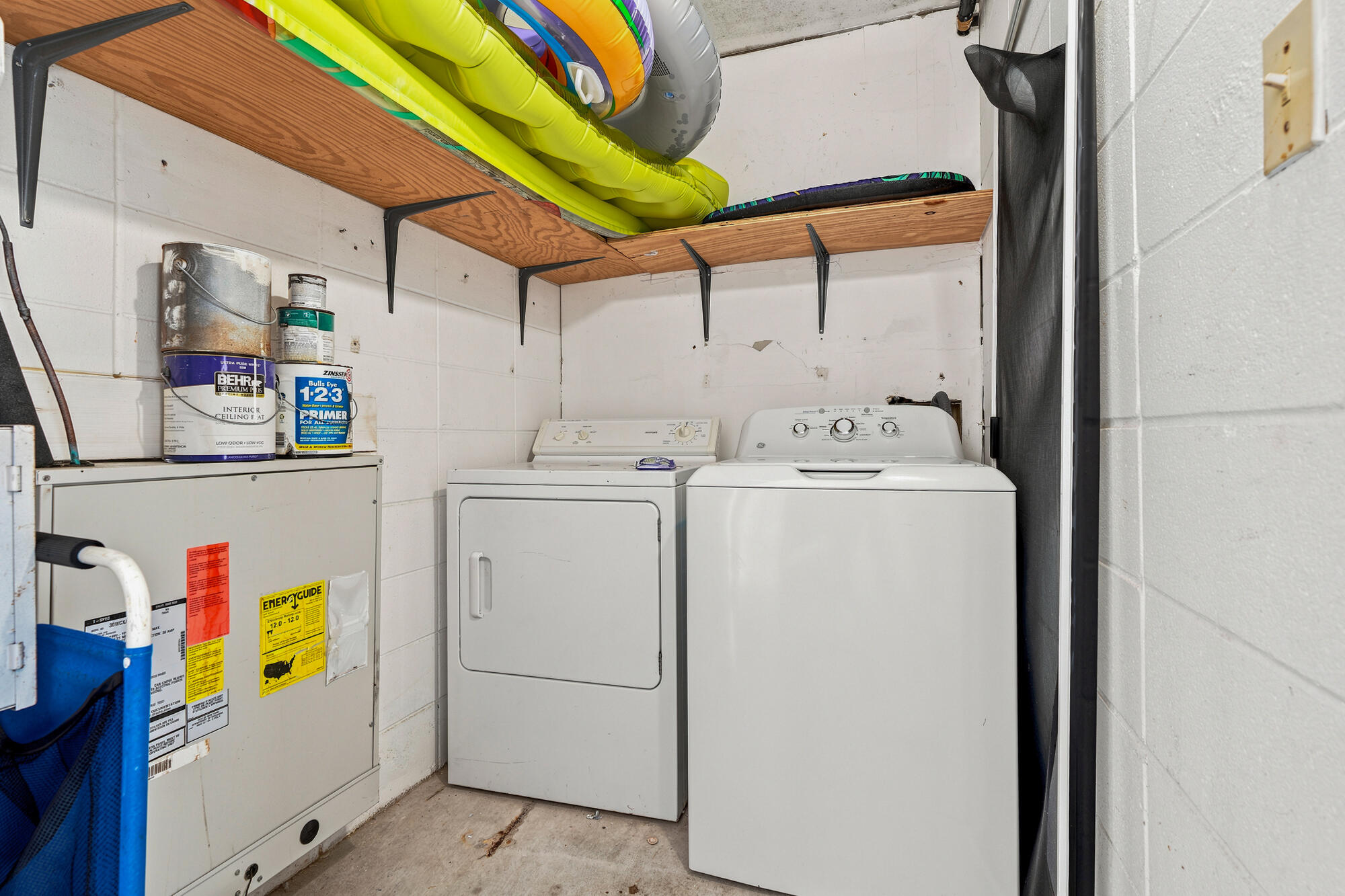 Mariner West Condiminium - Residential