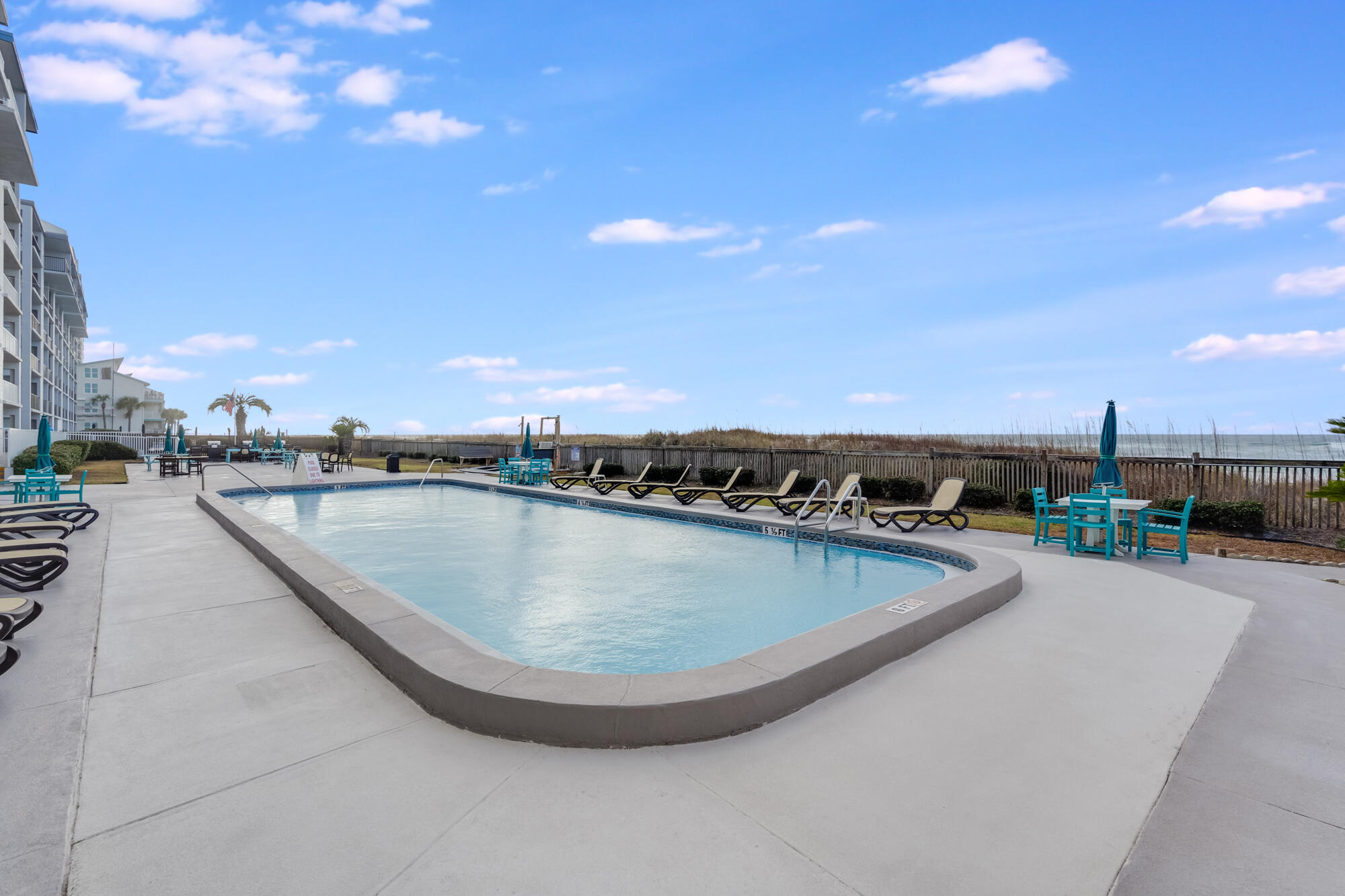 Mariner West Condiminium - Residential