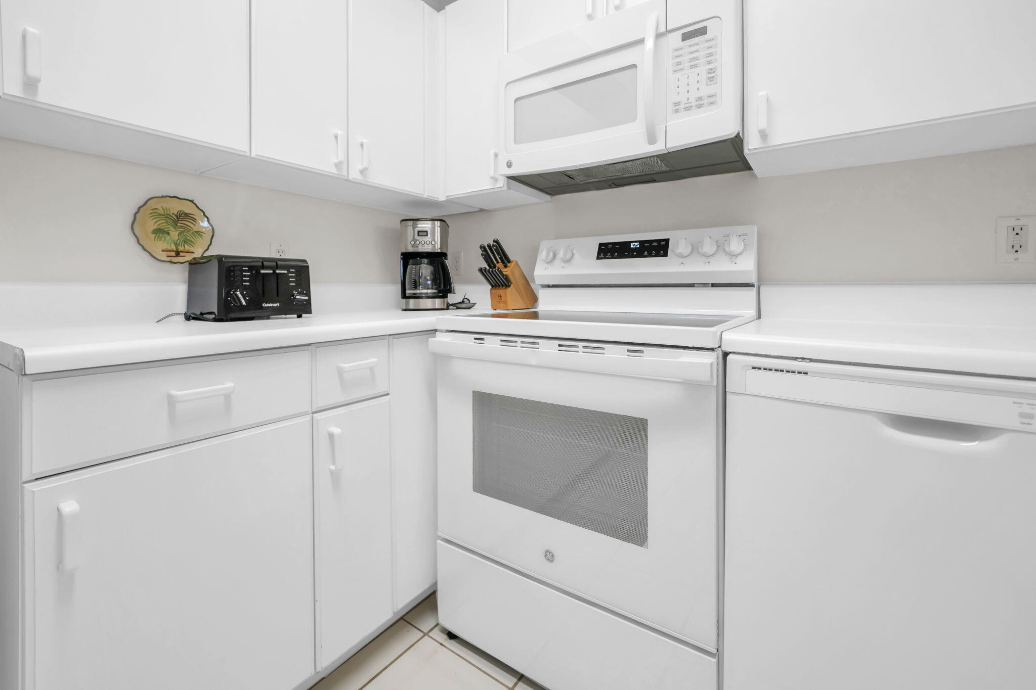 SUMMIT AT TOPS'L (THE) - Residential