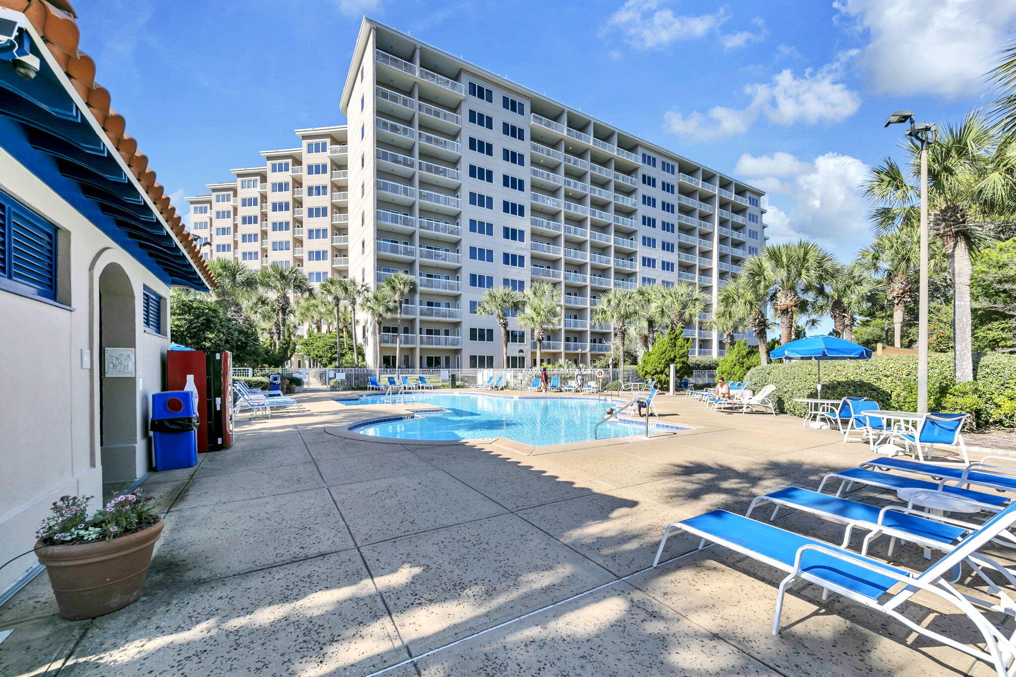 SUMMIT AT TOPS'L (THE) - Residential