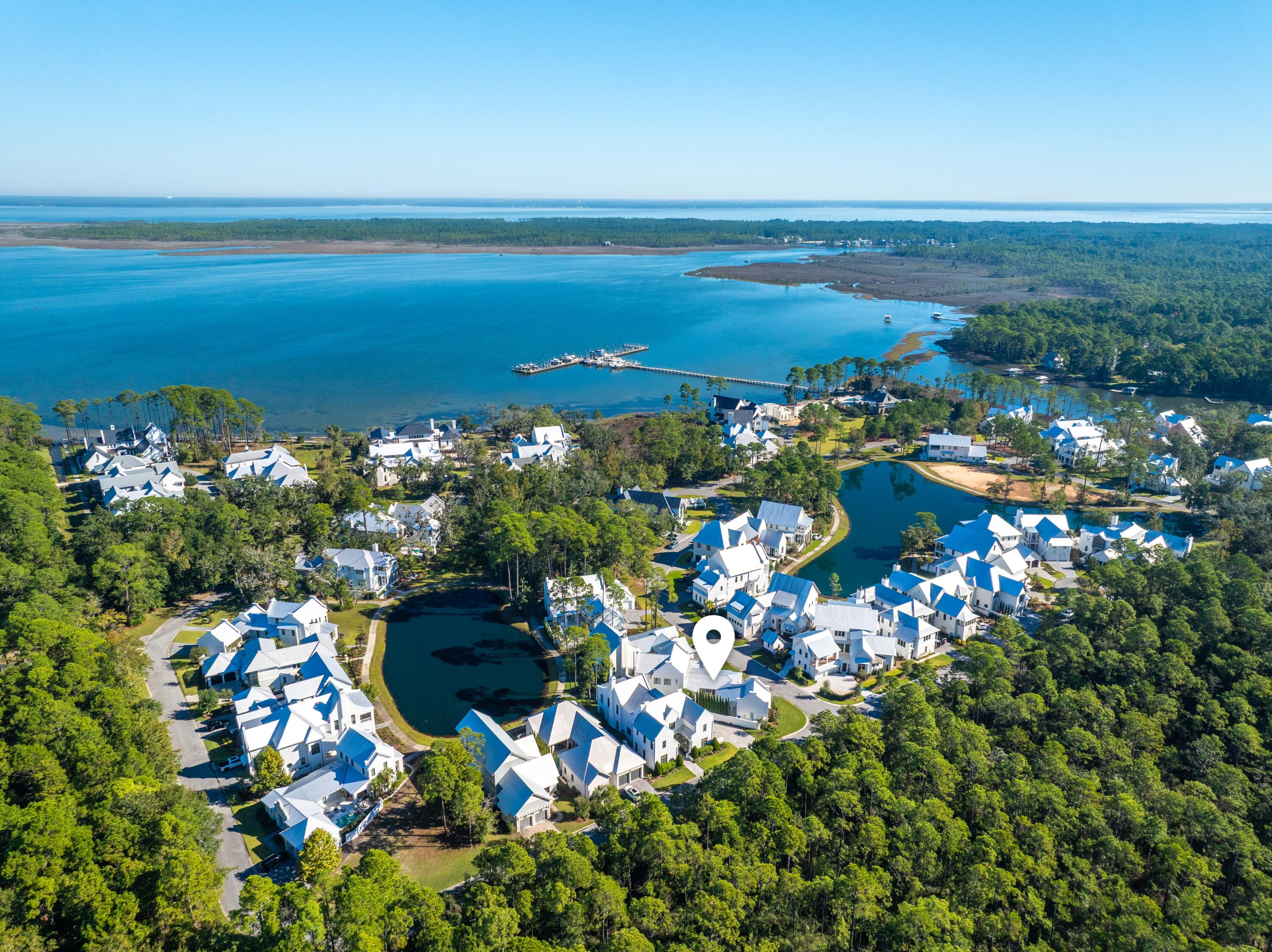 CHURCHILL OAKS - Residential