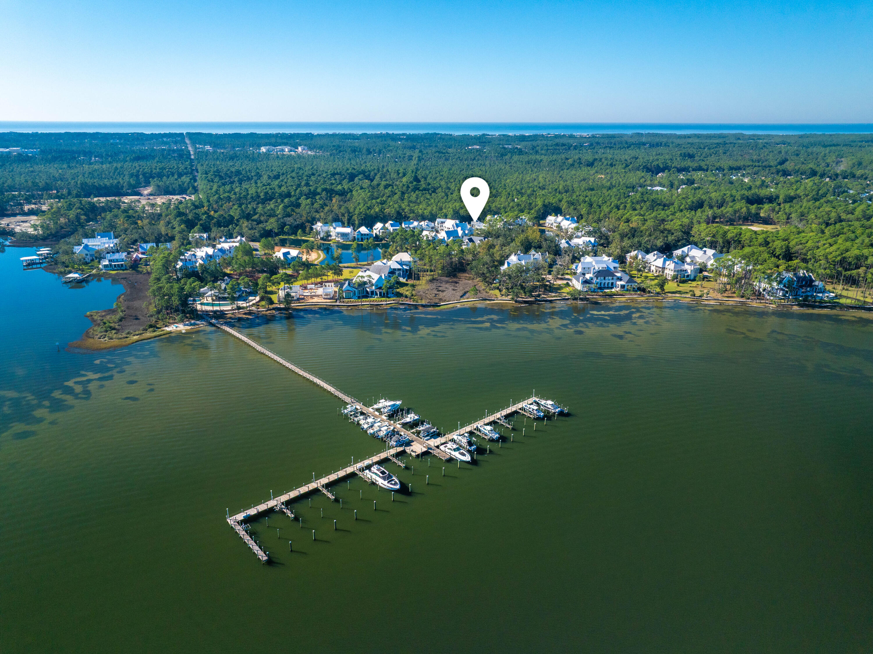 CHURCHILL OAKS - Residential