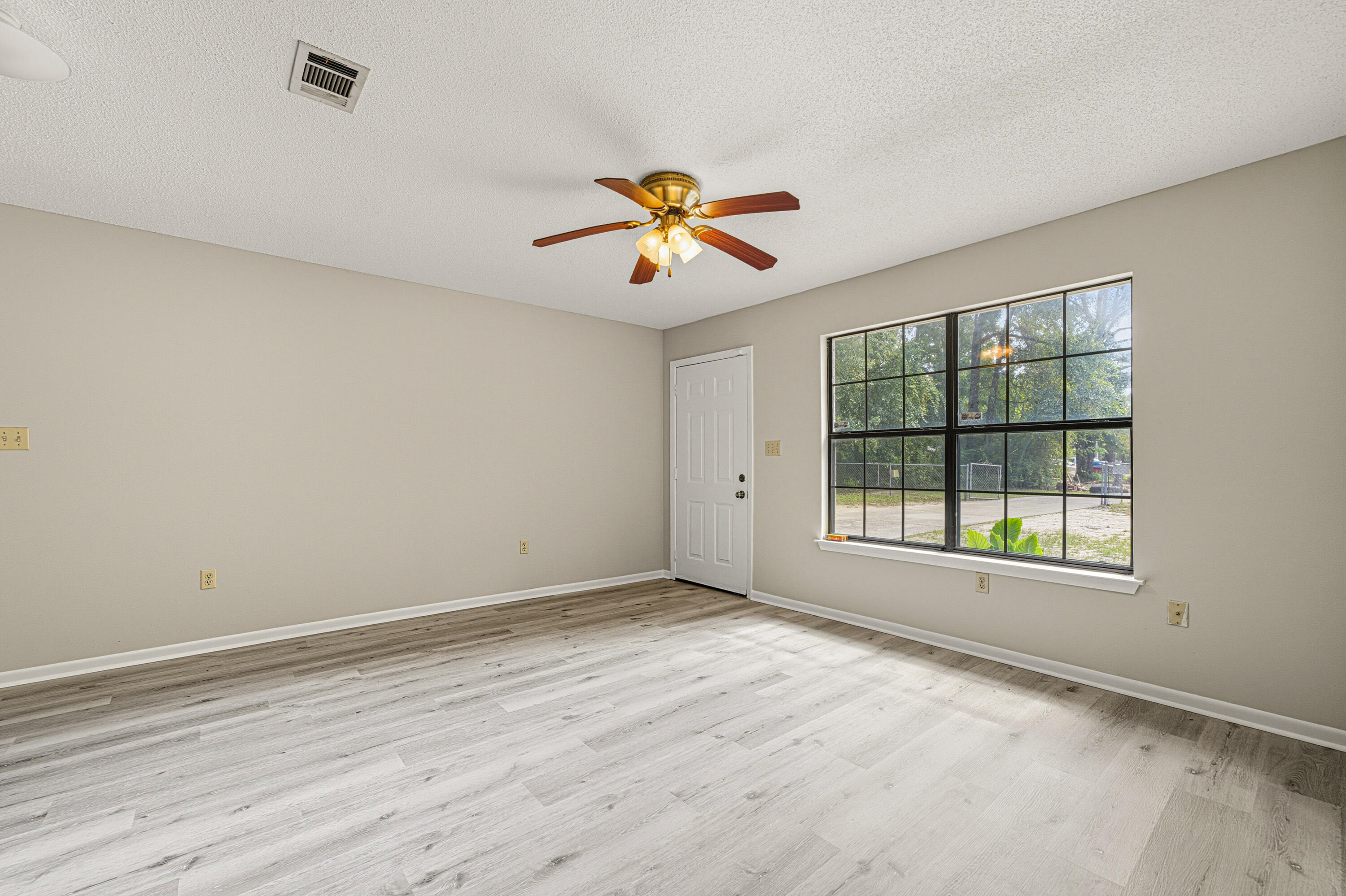 FERDON HEIGHTS - Residential