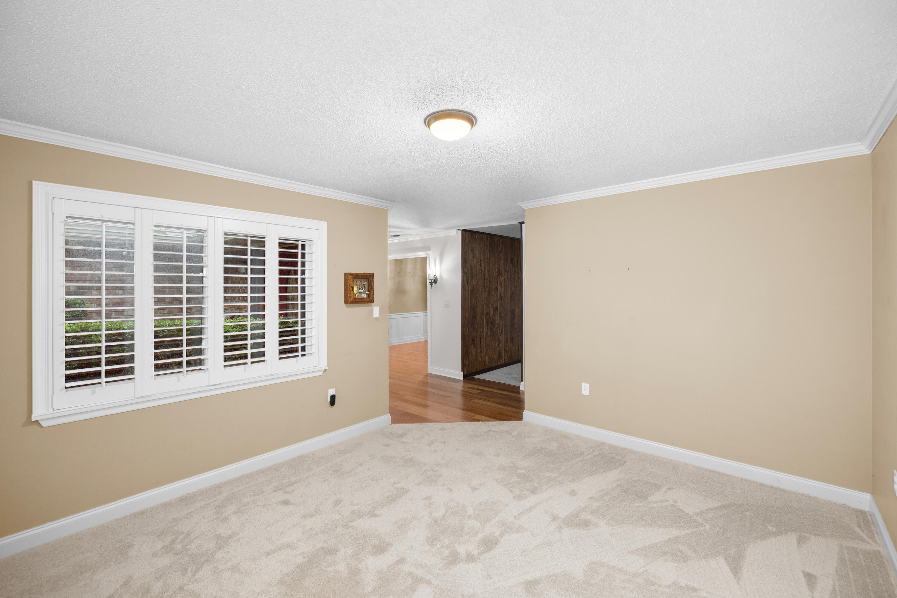 LAKE LORRAINE ESTATES 3 - Residential