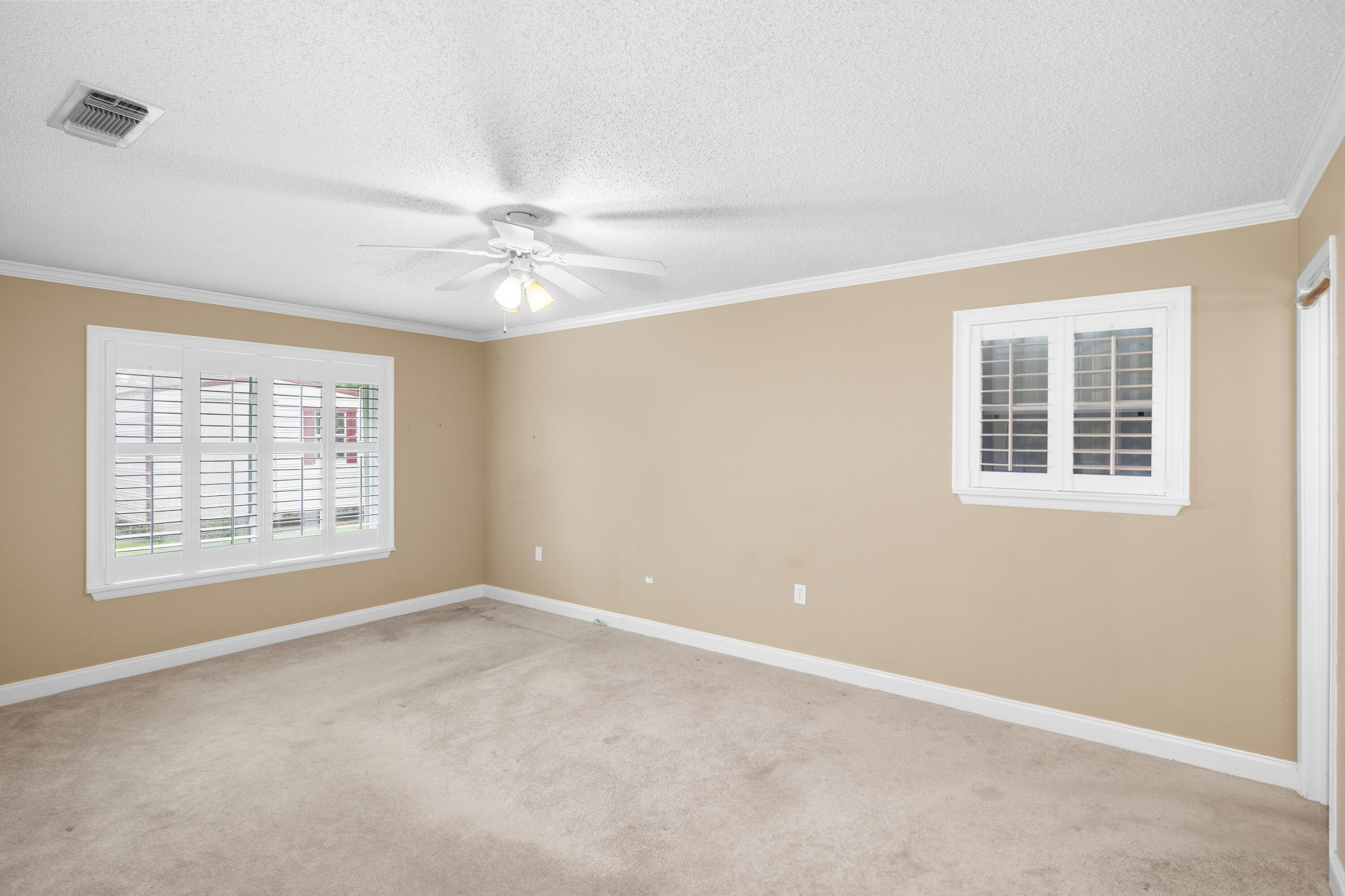 LAKE LORRAINE ESTATES 3 - Residential