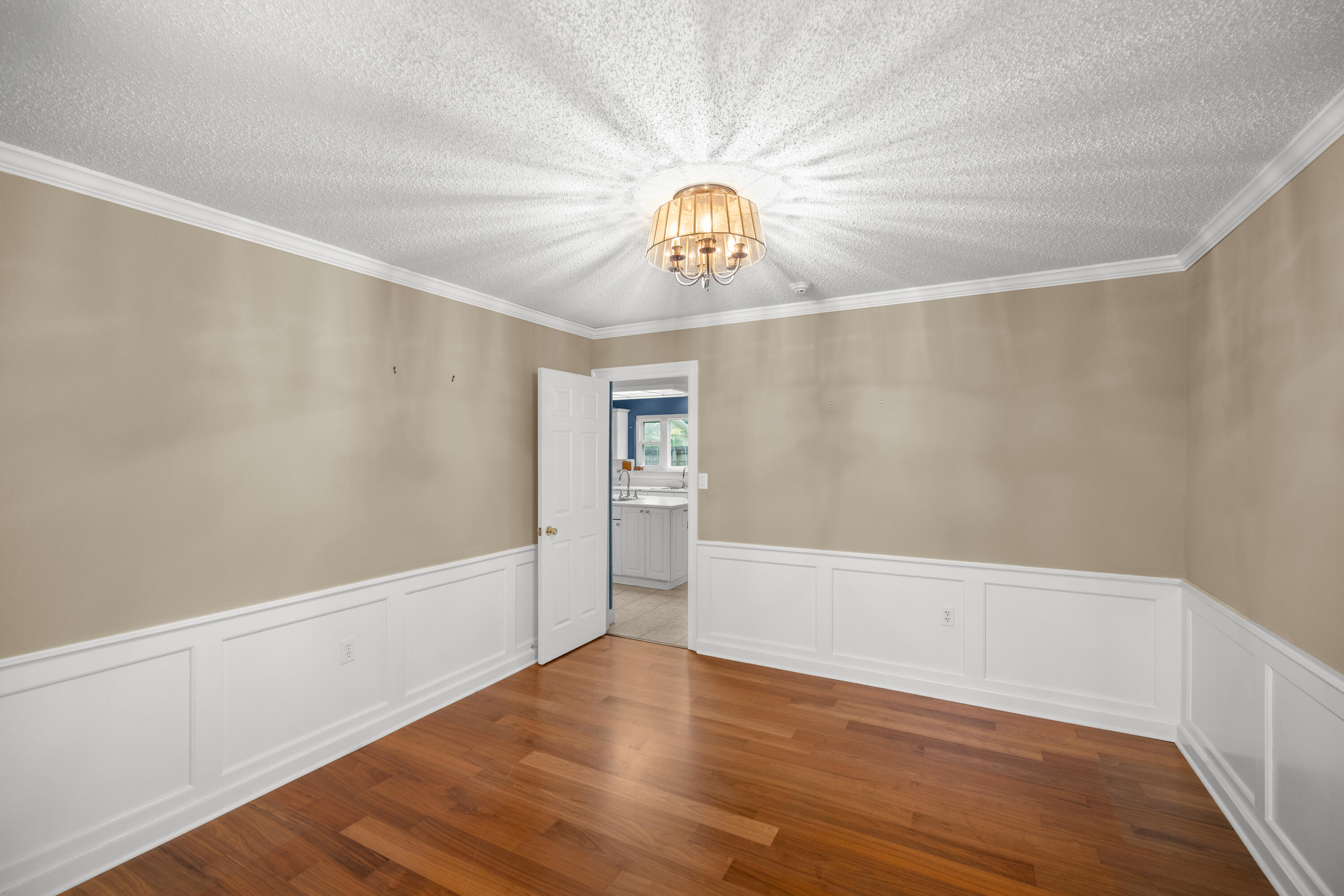 LAKE LORRAINE ESTATES 3 - Residential