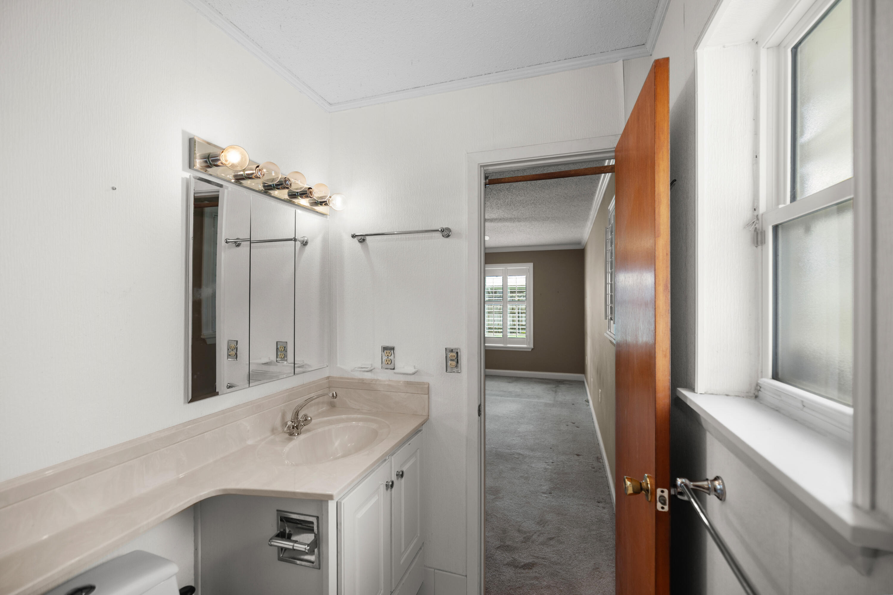 LAKE LORRAINE ESTATES 3 - Residential