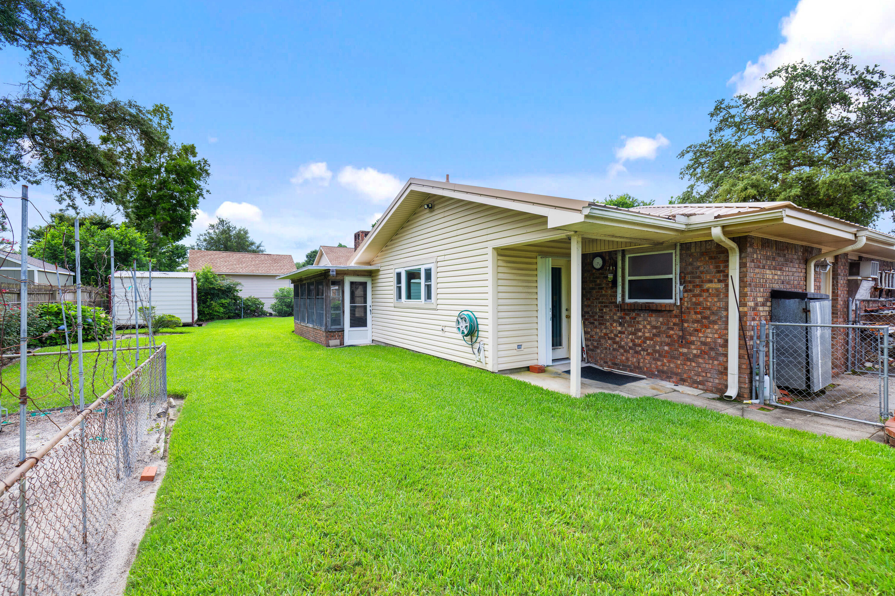 LAKE LORRAINE ESTATES 3 - Residential
