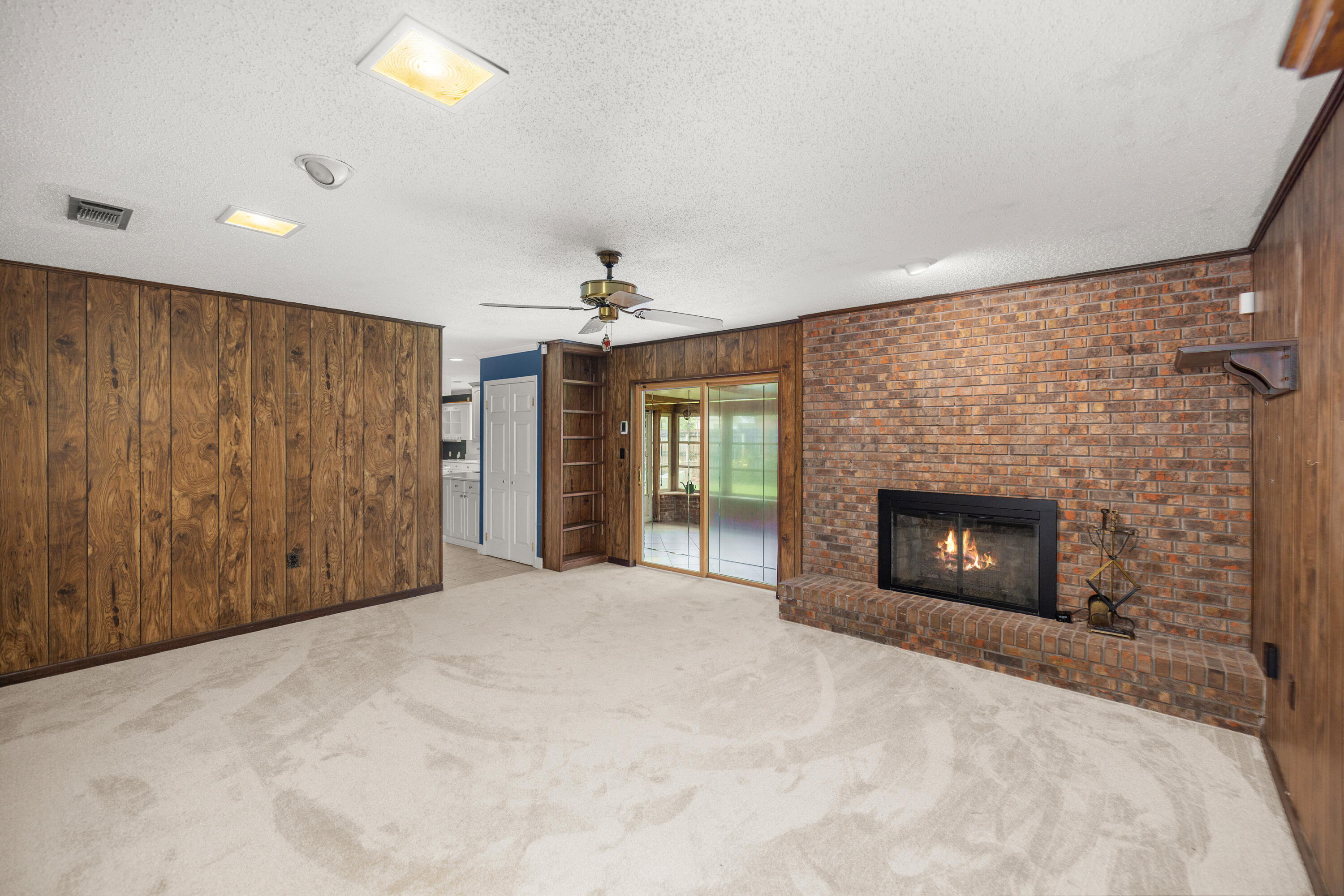 LAKE LORRAINE ESTATES 3 - Residential