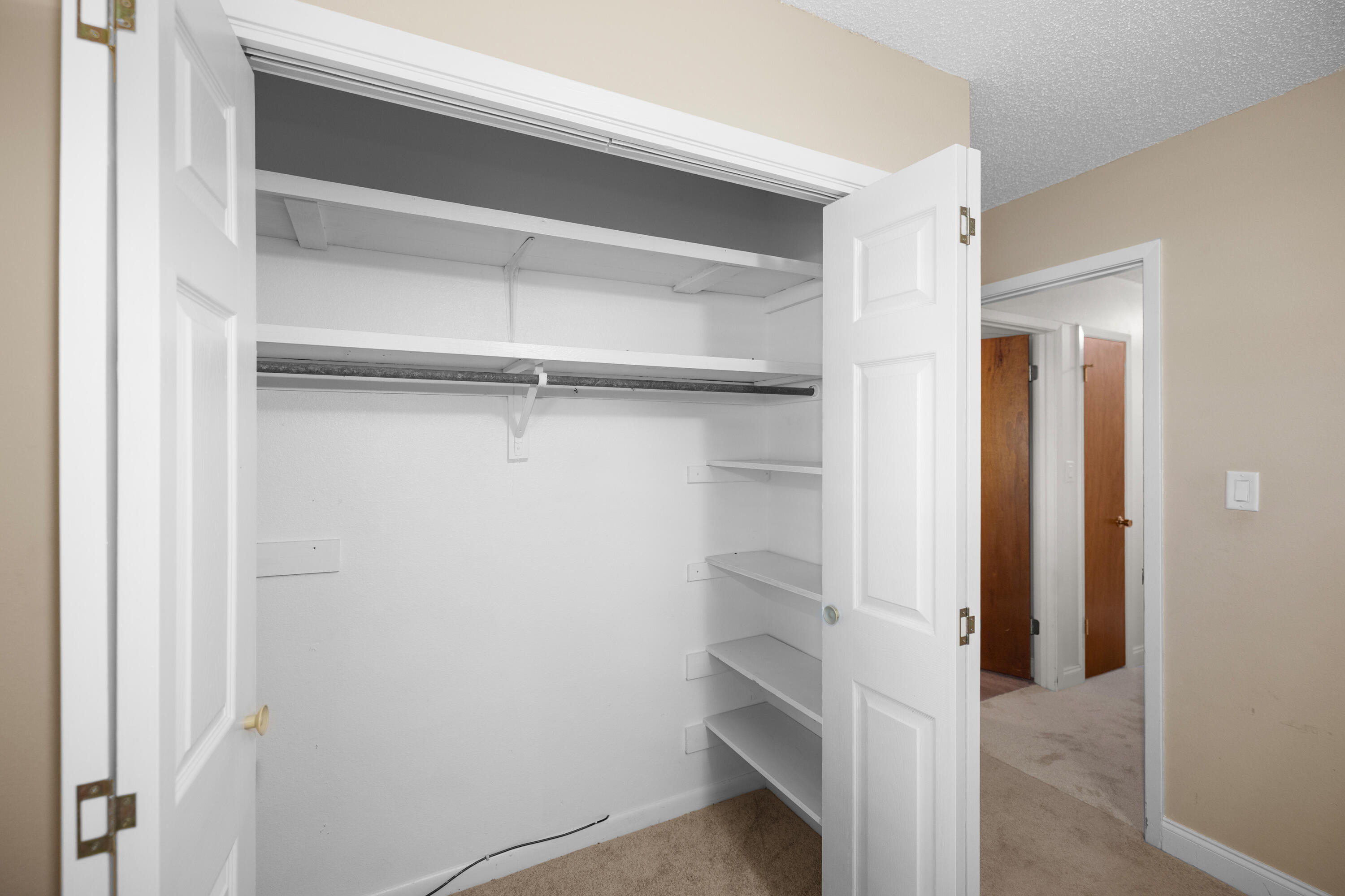 LAKE LORRAINE ESTATES 3 - Residential