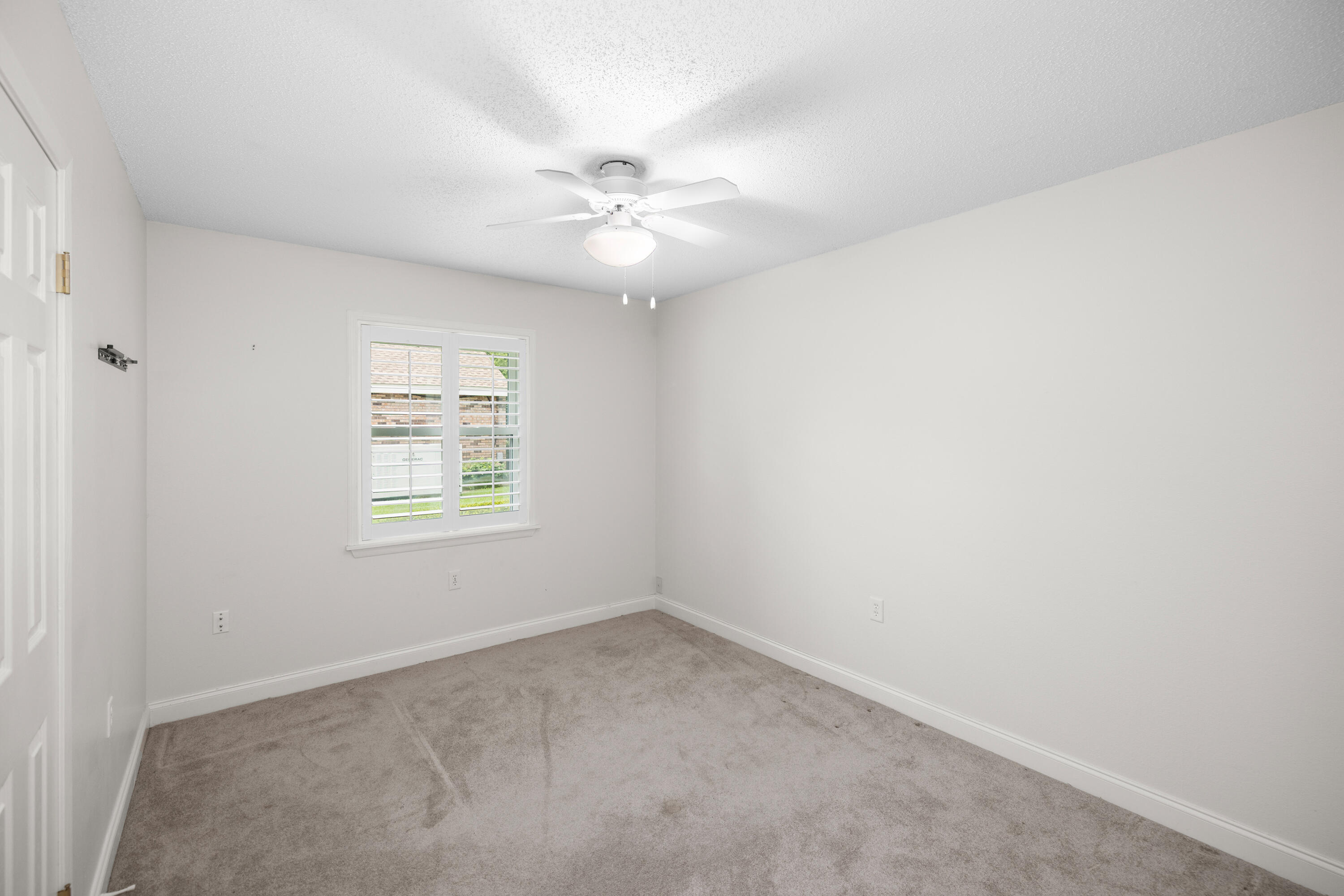 LAKE LORRAINE ESTATES 3 - Residential