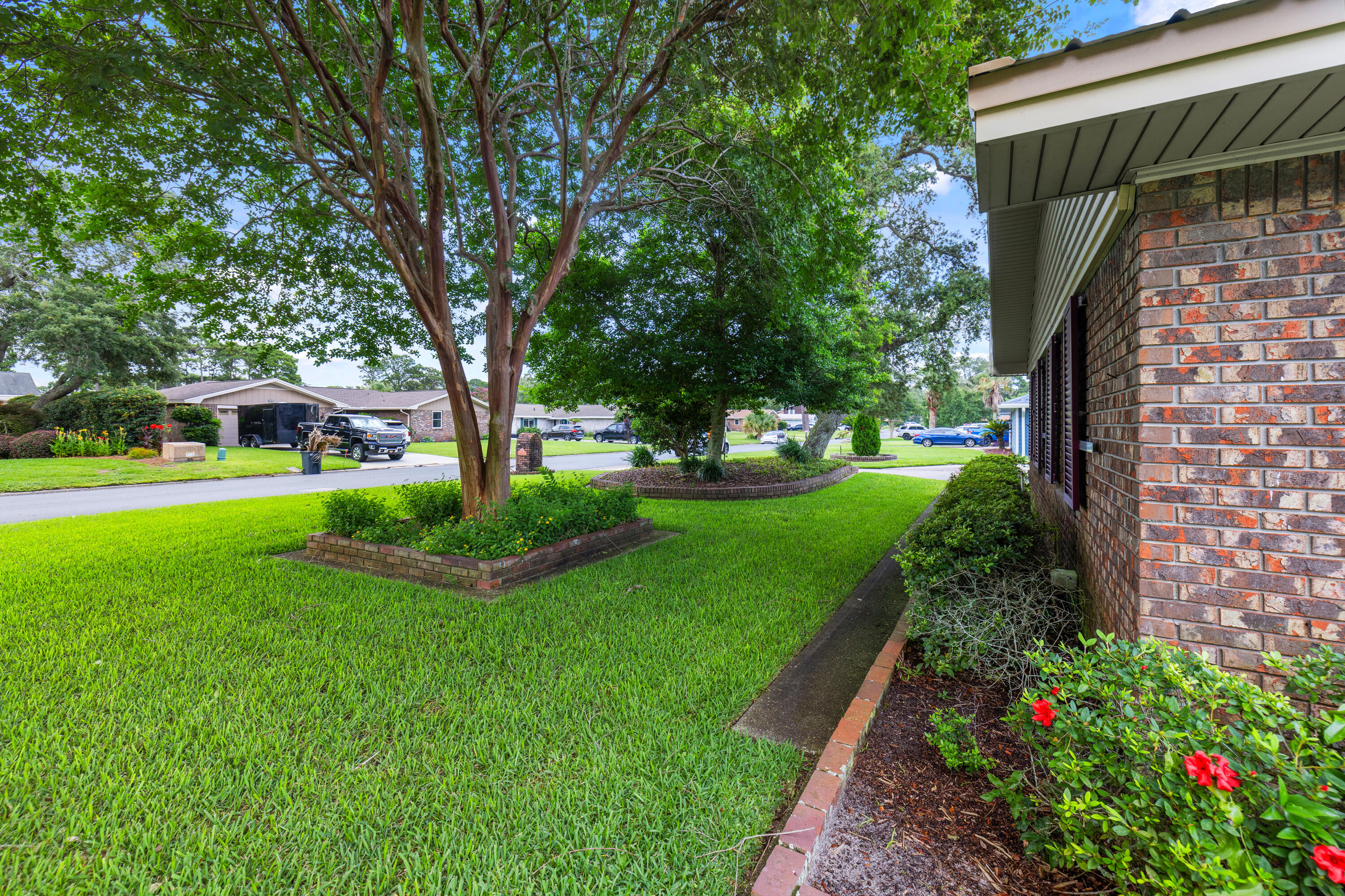 LAKE LORRAINE ESTATES 3 - Residential