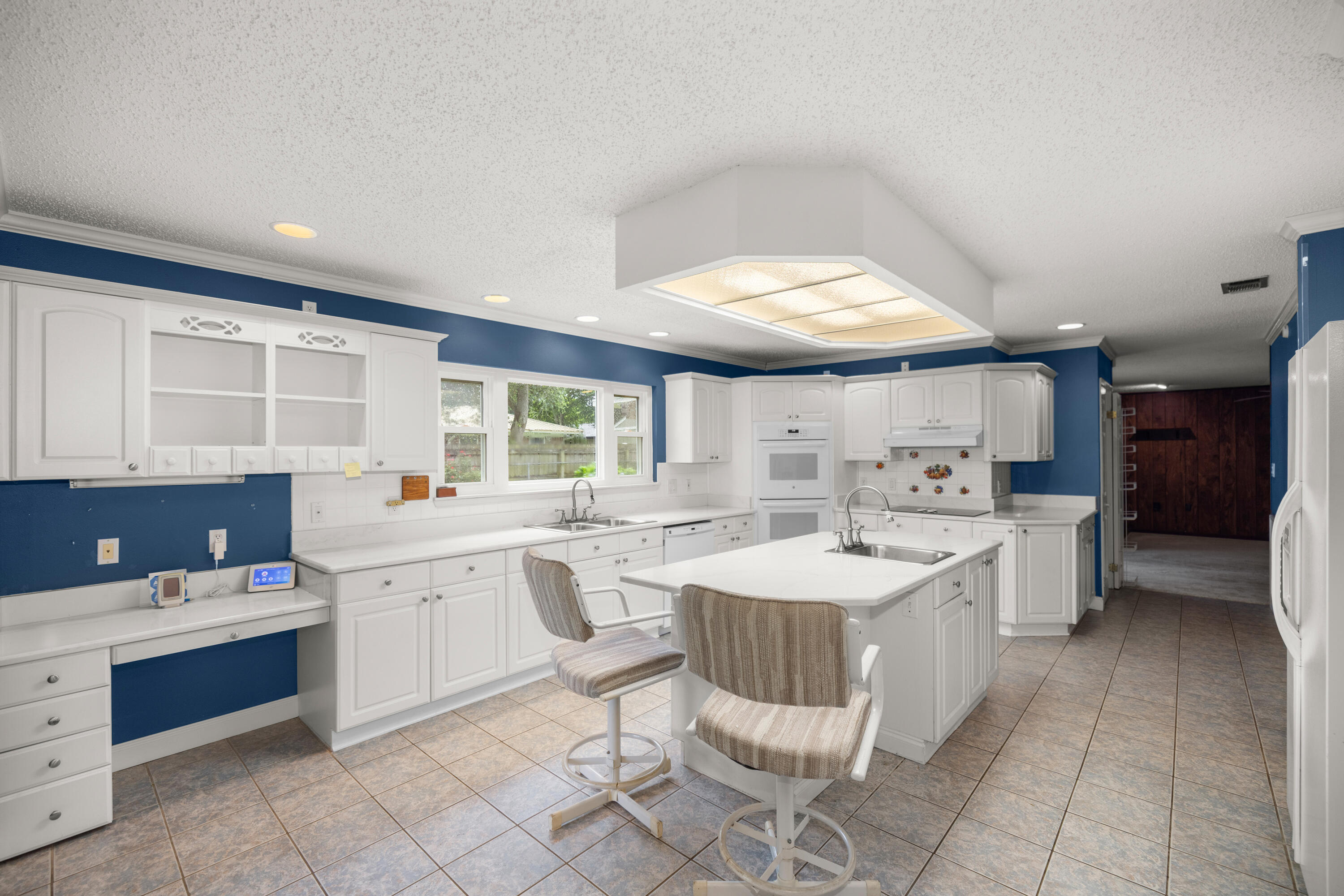 LAKE LORRAINE ESTATES 3 - Residential