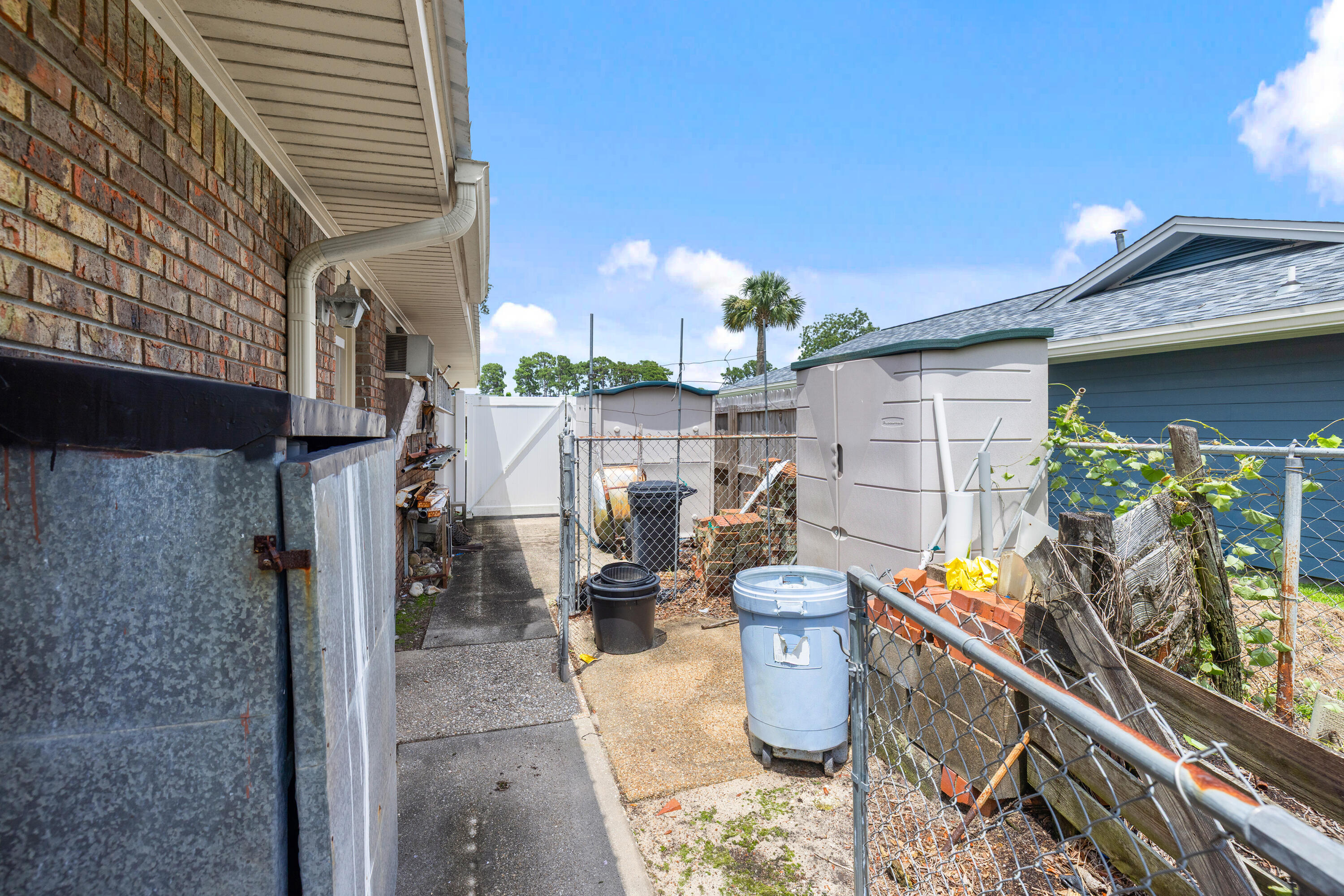 LAKE LORRAINE ESTATES 3 - Residential