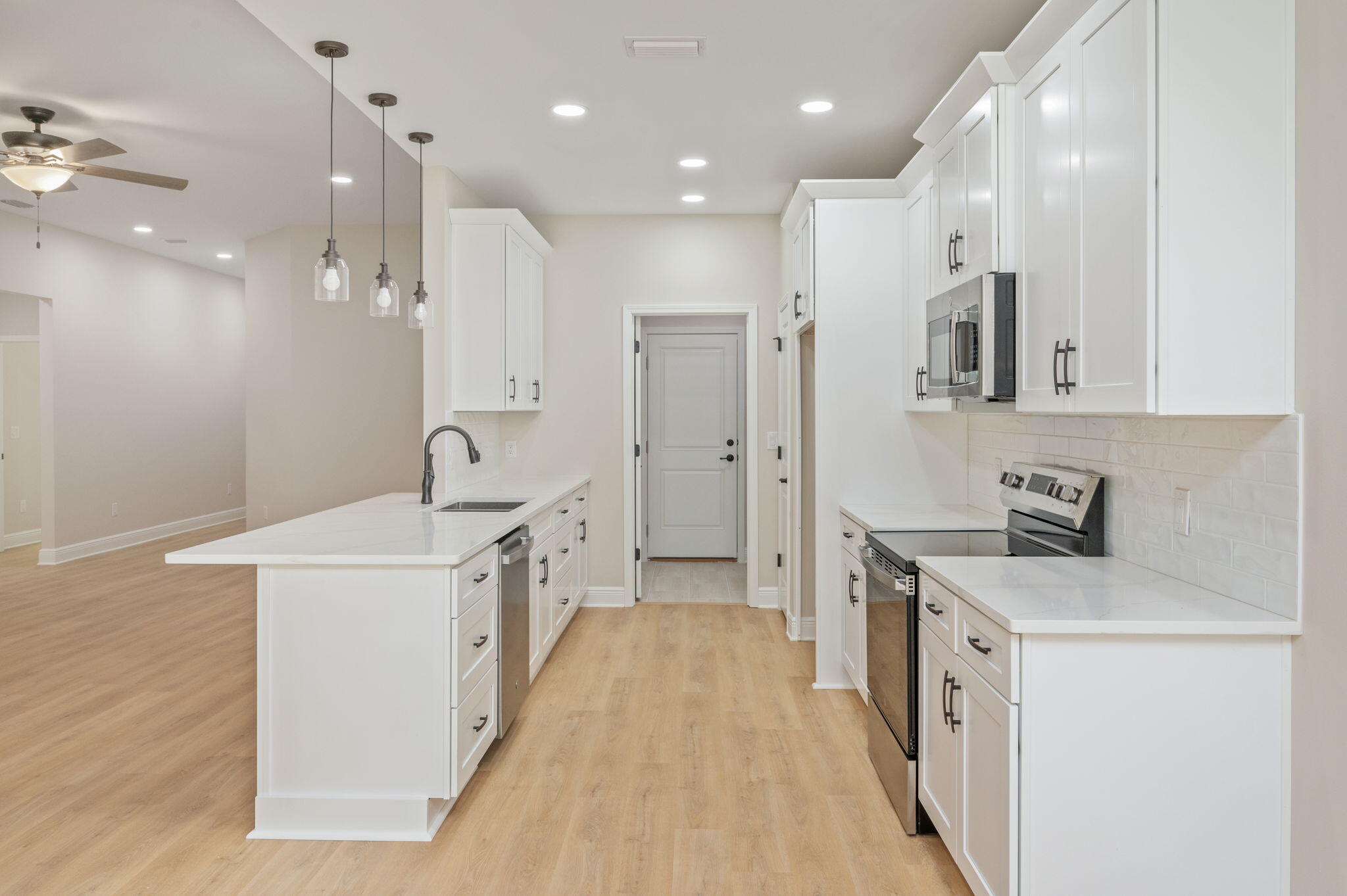 MORRIS ADD CRESTVIEW LOTS 3 & 4 BLK 14 - Residential