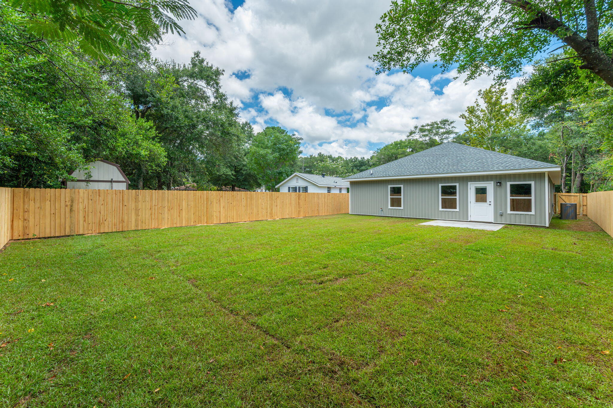 MORRIS ADD CRESTVIEW LOTS 3 & 4 BLK 14 - Residential