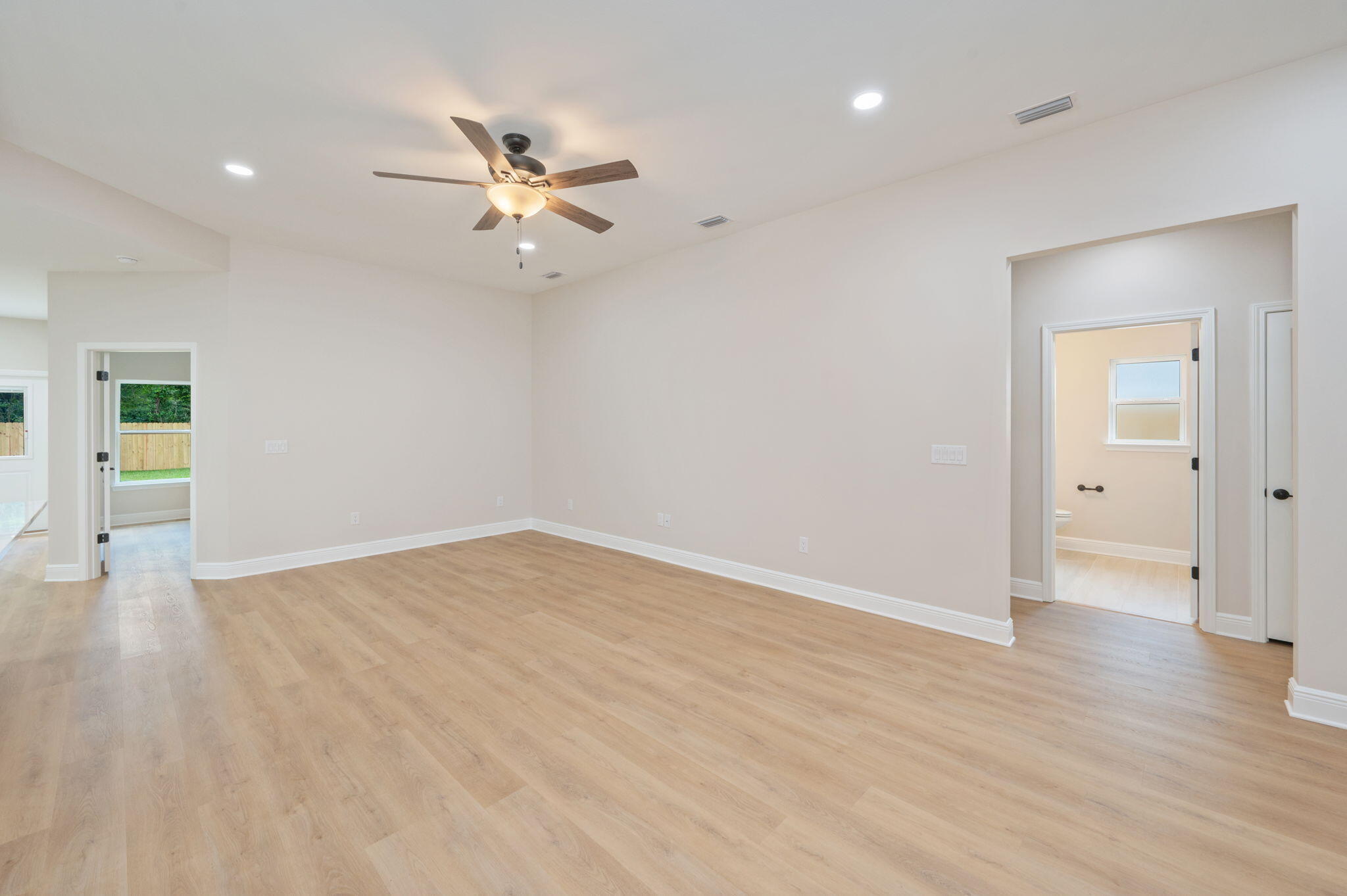 MORRIS ADD CRESTVIEW LOTS 3 & 4 BLK 14 - Residential