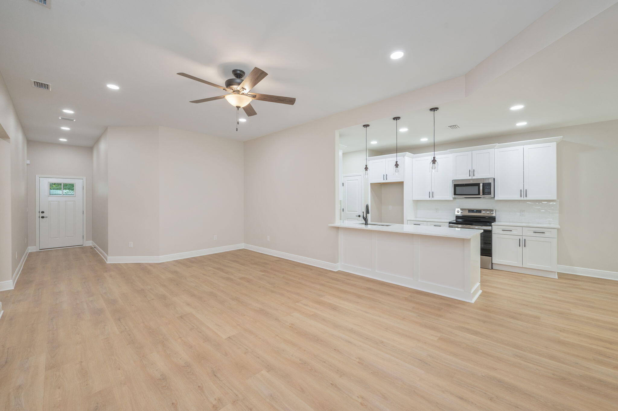 MORRIS ADD CRESTVIEW LOTS 3 & 4 BLK 14 - Residential