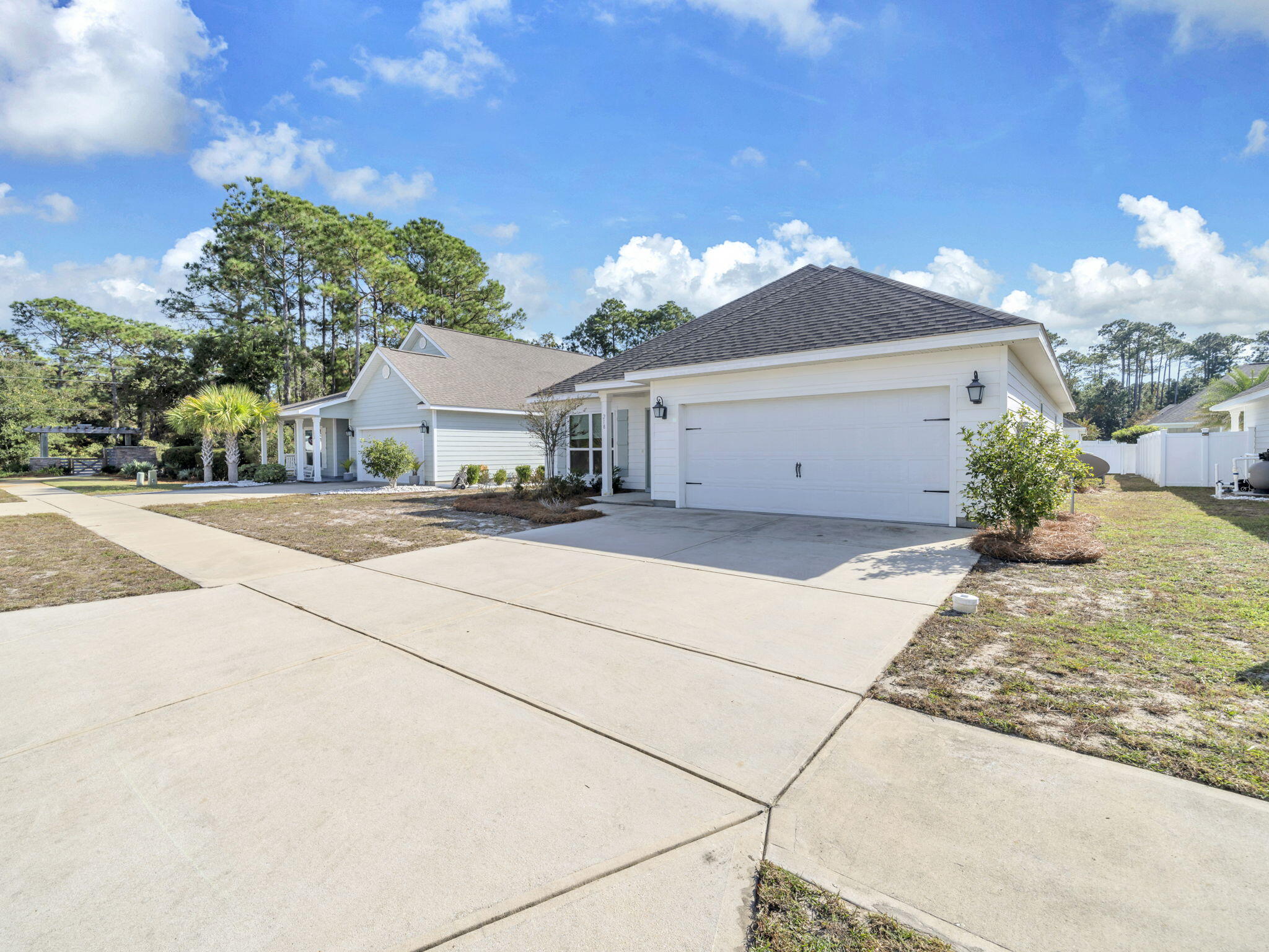 STONEGATE - Residential