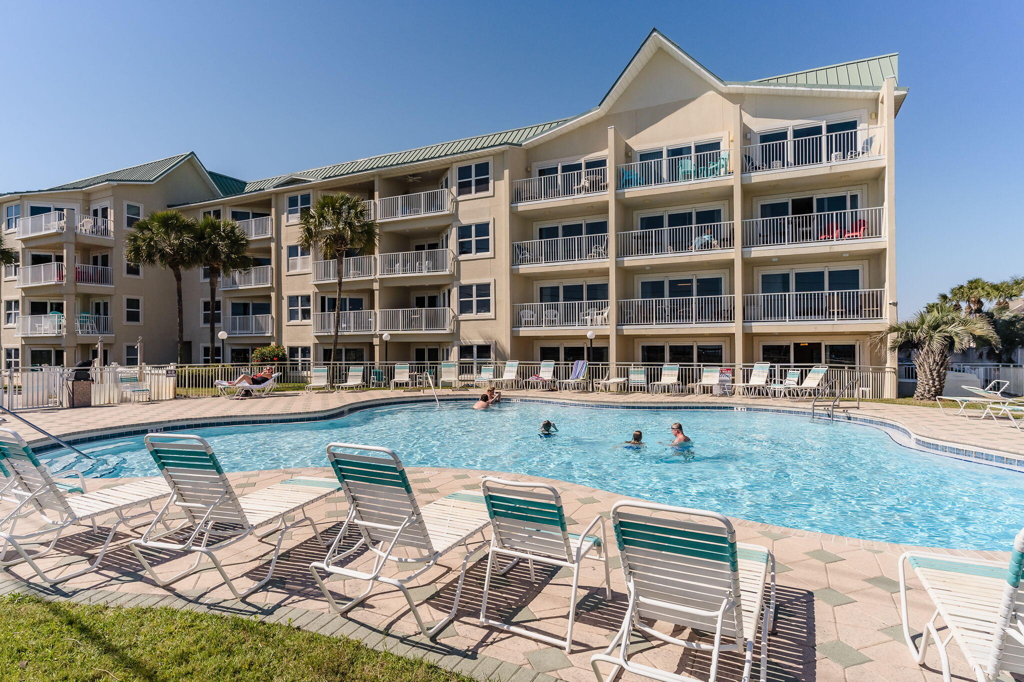 MARAVILLA CONDO 1 - Residential