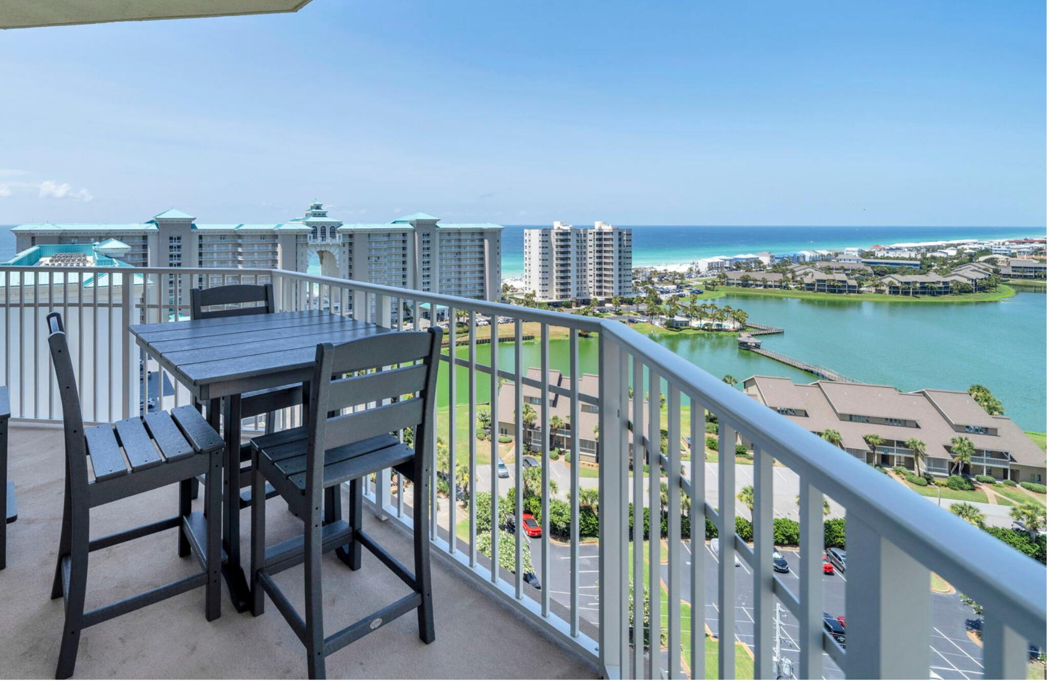 ARIEL DUNES - Residential