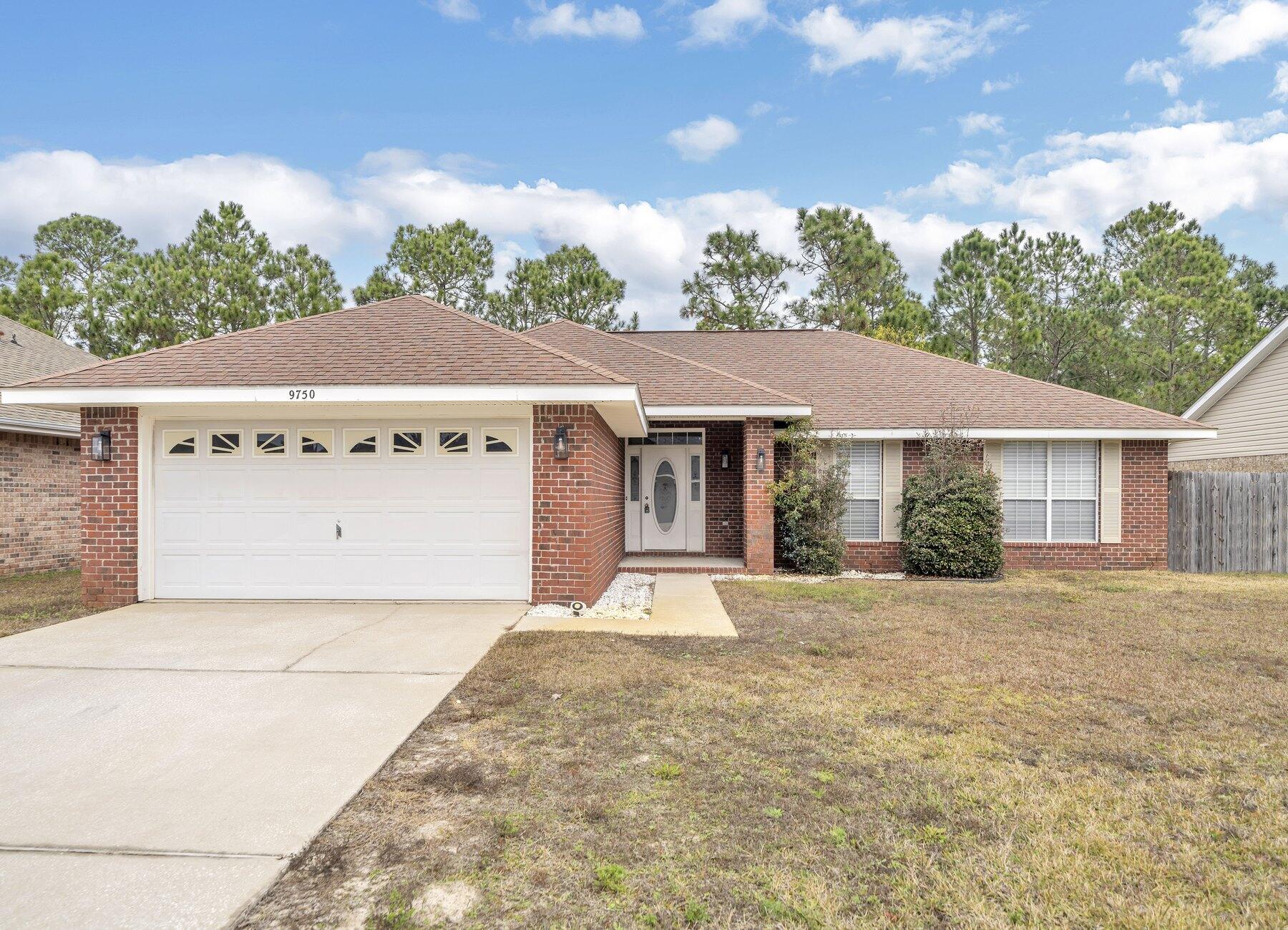 CREETWOOD PLACE - Residential Lease