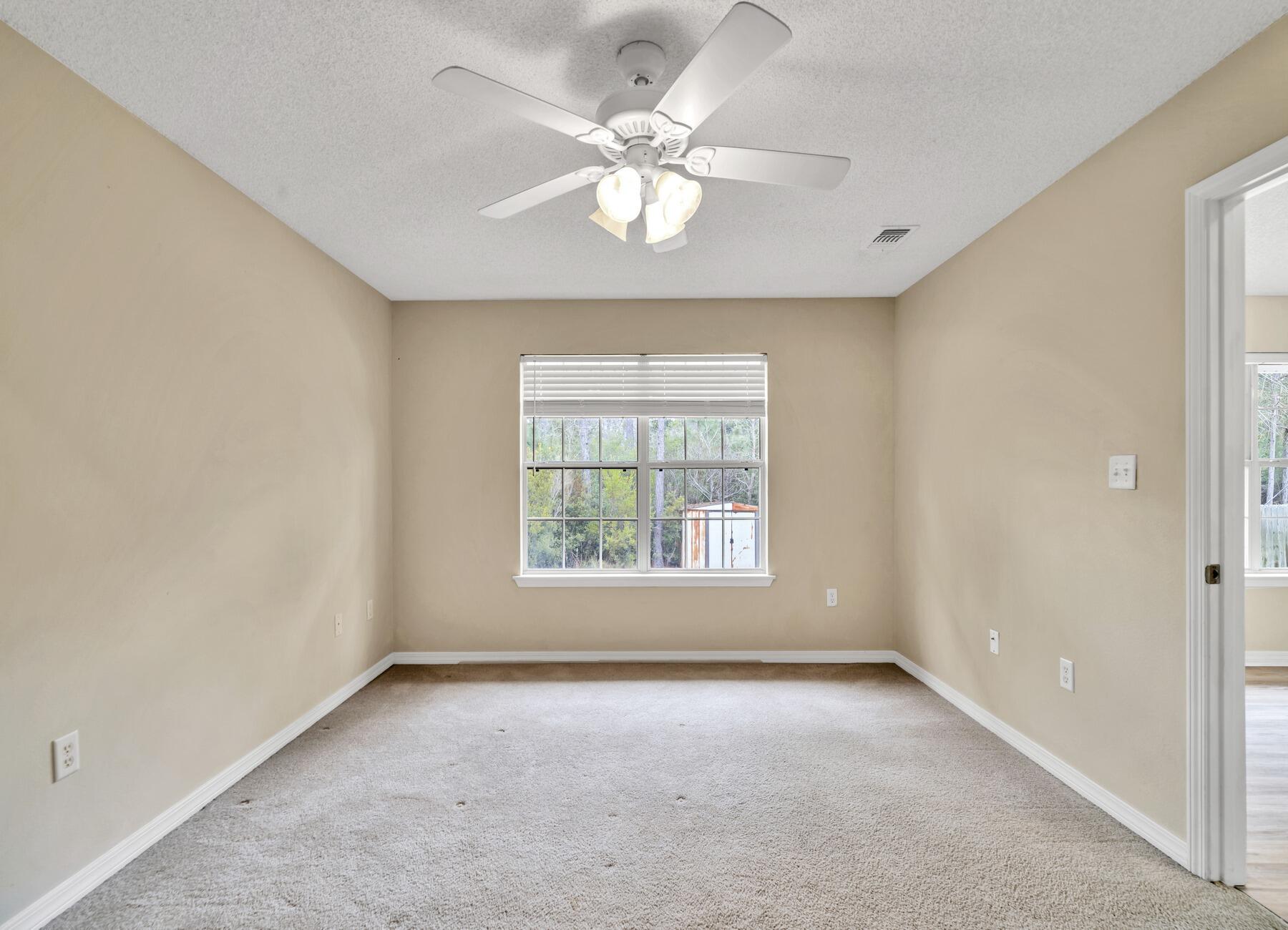 CREETWOOD PLACE - Residential Lease