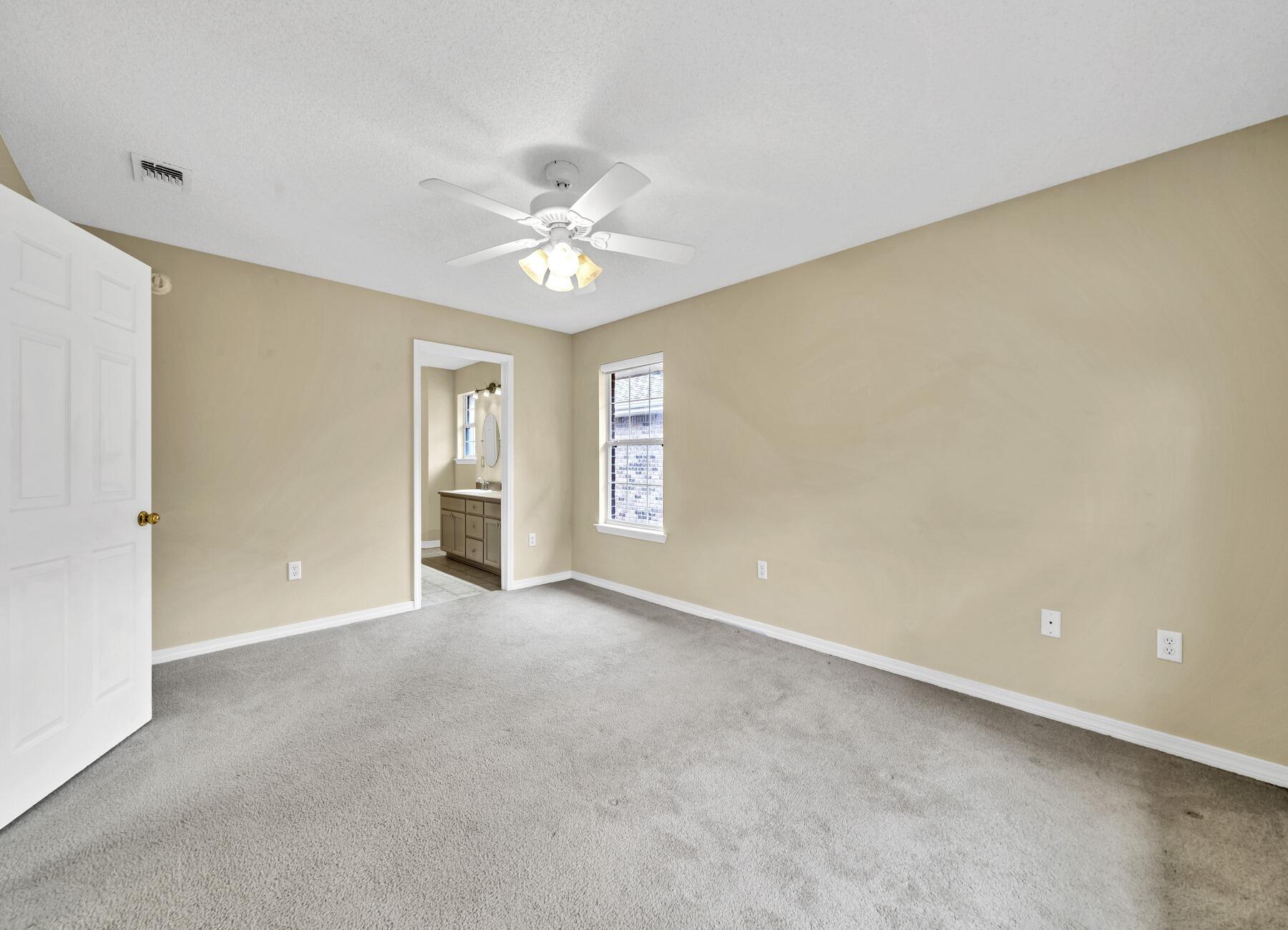 CREETWOOD PLACE - Residential Lease