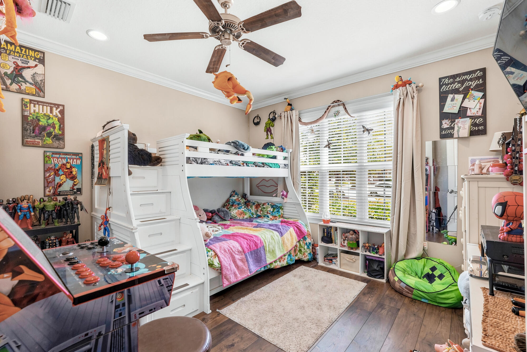 HAMMOCK BAY - Residential