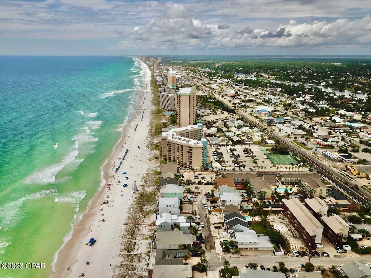 SAND CASTLE VILLAS CONDO - Residential
