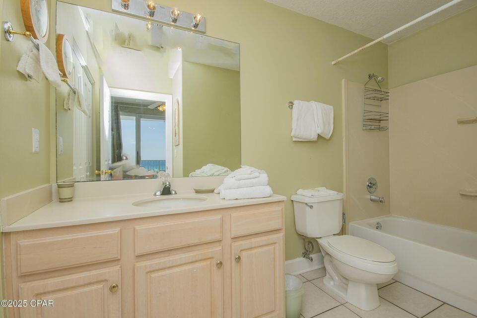 Twin Palms Resort - Residential