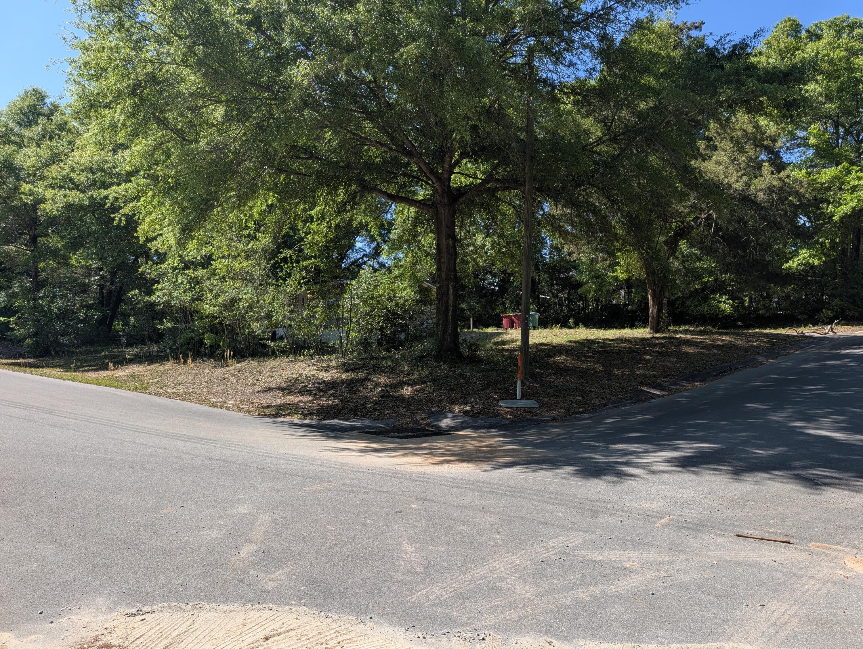 CRESTVIEW - Residential