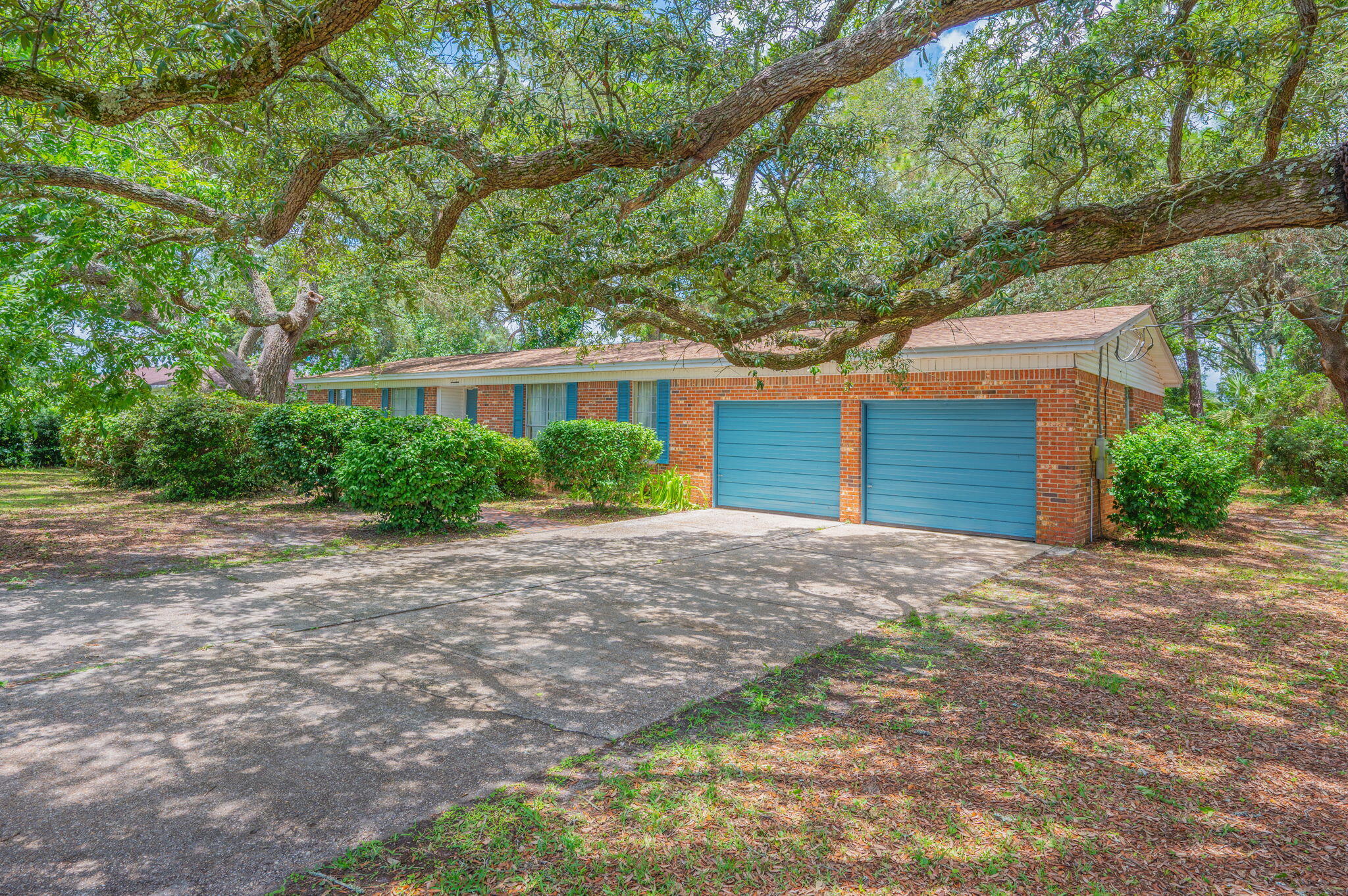 Offered for the first time by its original owner, this well-maintained all-brick 4-bedroom, 2-bath home is a rare opportunity in the heart of Shalimar. Situated on a large, oversized lot, this property has been lovingly cared for over the years and is ready for its next family to make lasting memories for generations to come. The spacious floor plan features a generous living and dining area, along with a separate family room that opens to a large covered porch overlooking the expansive backyard--perfect for relaxing, entertaining, or enjoying the outdoors. While the home could benefit from some updating, it offers incredible potential as a primary residence or investment property. A two-car garage adds convenience, and with an acceptable offer, the seller will complete an electrical rewire and replace the hot water heater, providing added value and peace of mind. Homes with this combination of lot size, solid construction, and prime Shalimar location near military bases are hard to find--don't miss this exceptional opportunity!

Roof 2024