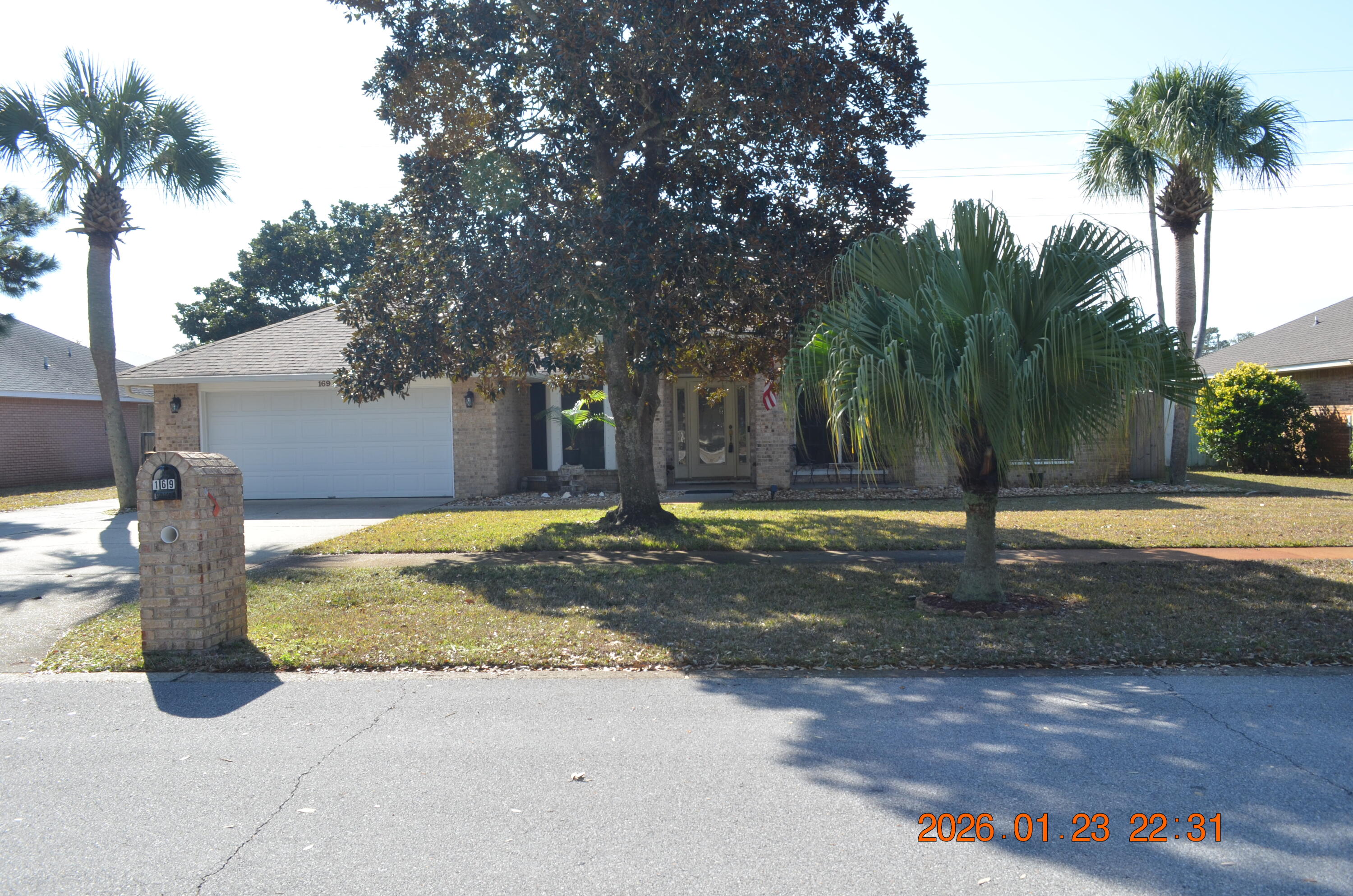 EMERALD BREEZE ESTATES - Residential